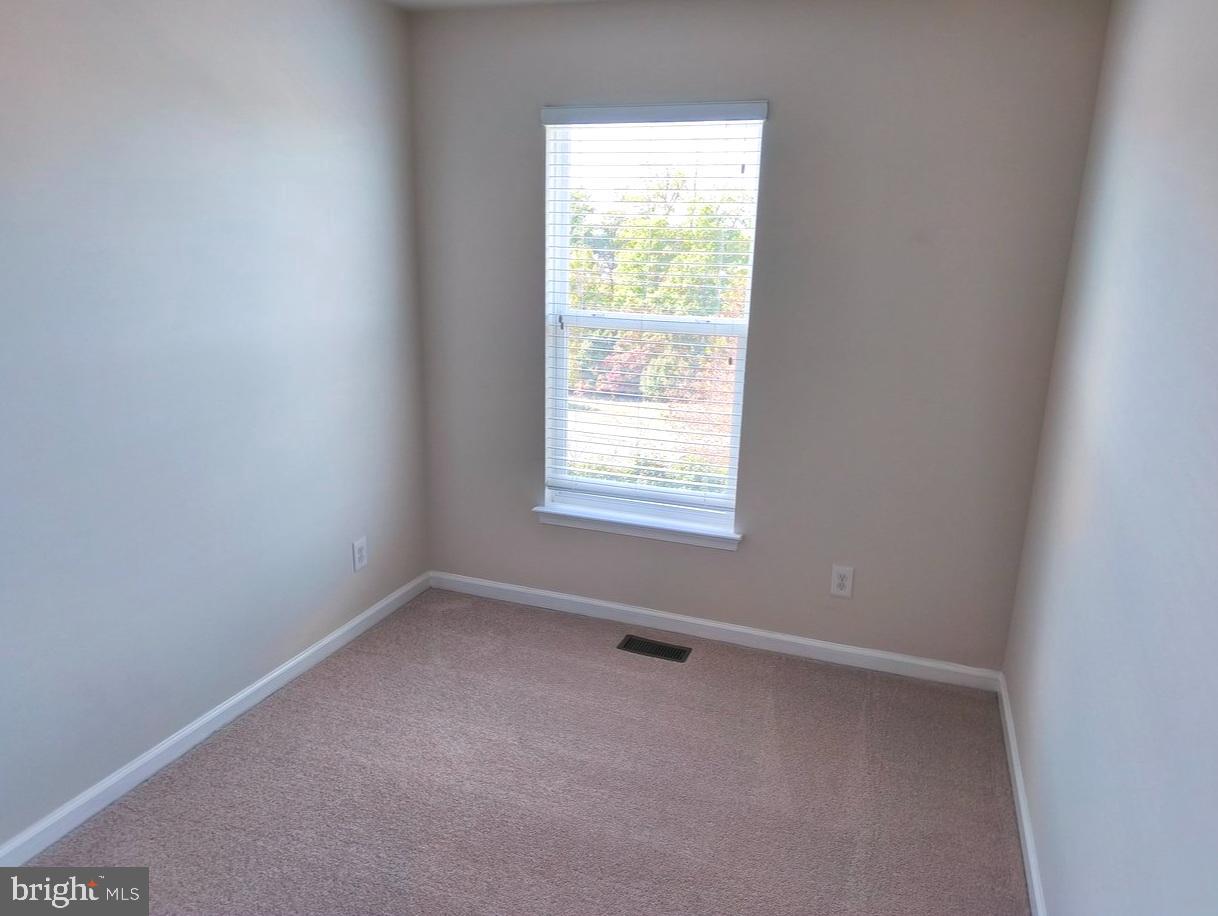 BRAMBLETON LANDBAY 2 - Residential Lease