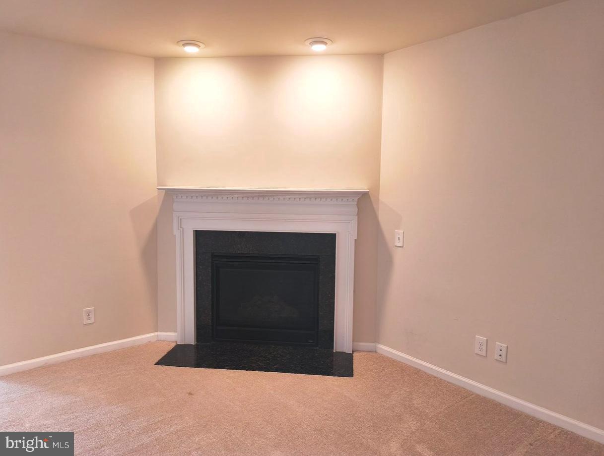 BRAMBLETON LANDBAY 2 - Residential Lease