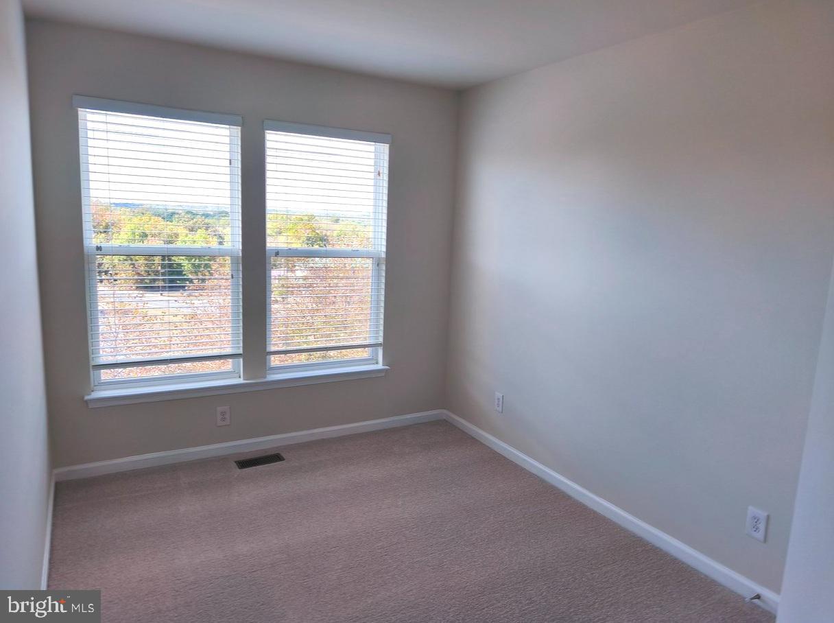 BRAMBLETON LANDBAY 2 - Residential Lease