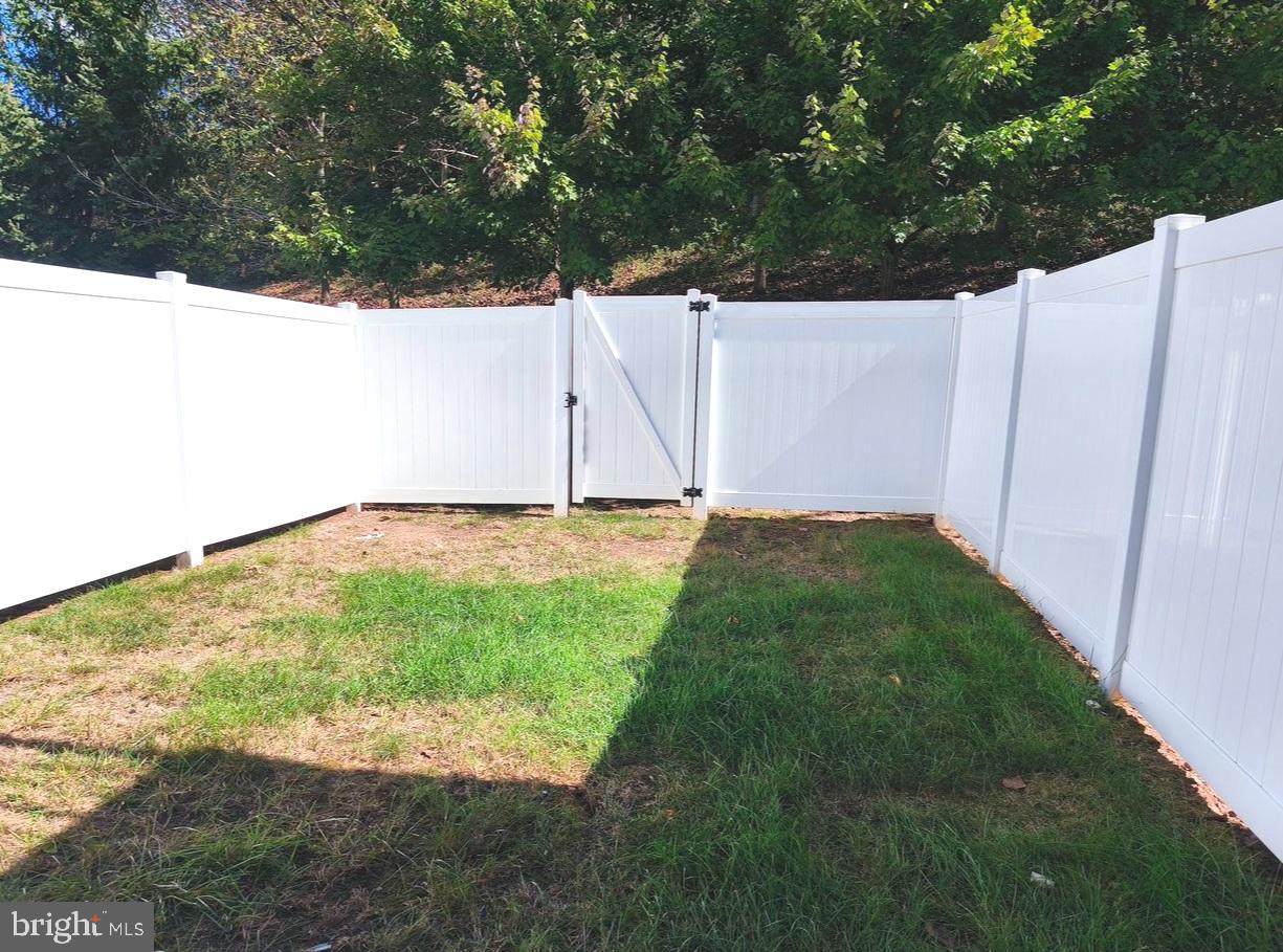 BRAMBLETON LANDBAY 2 - Residential Lease