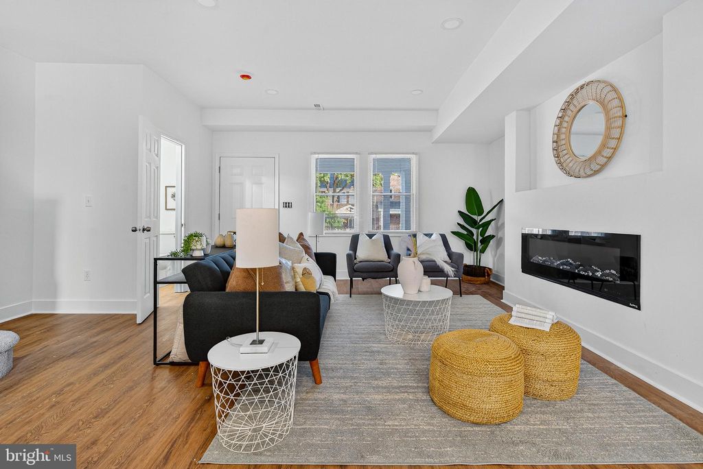 Photo of 802 N Woodington Road, BALTIMORE, MD 21229 (MLS # MDBA2188052)