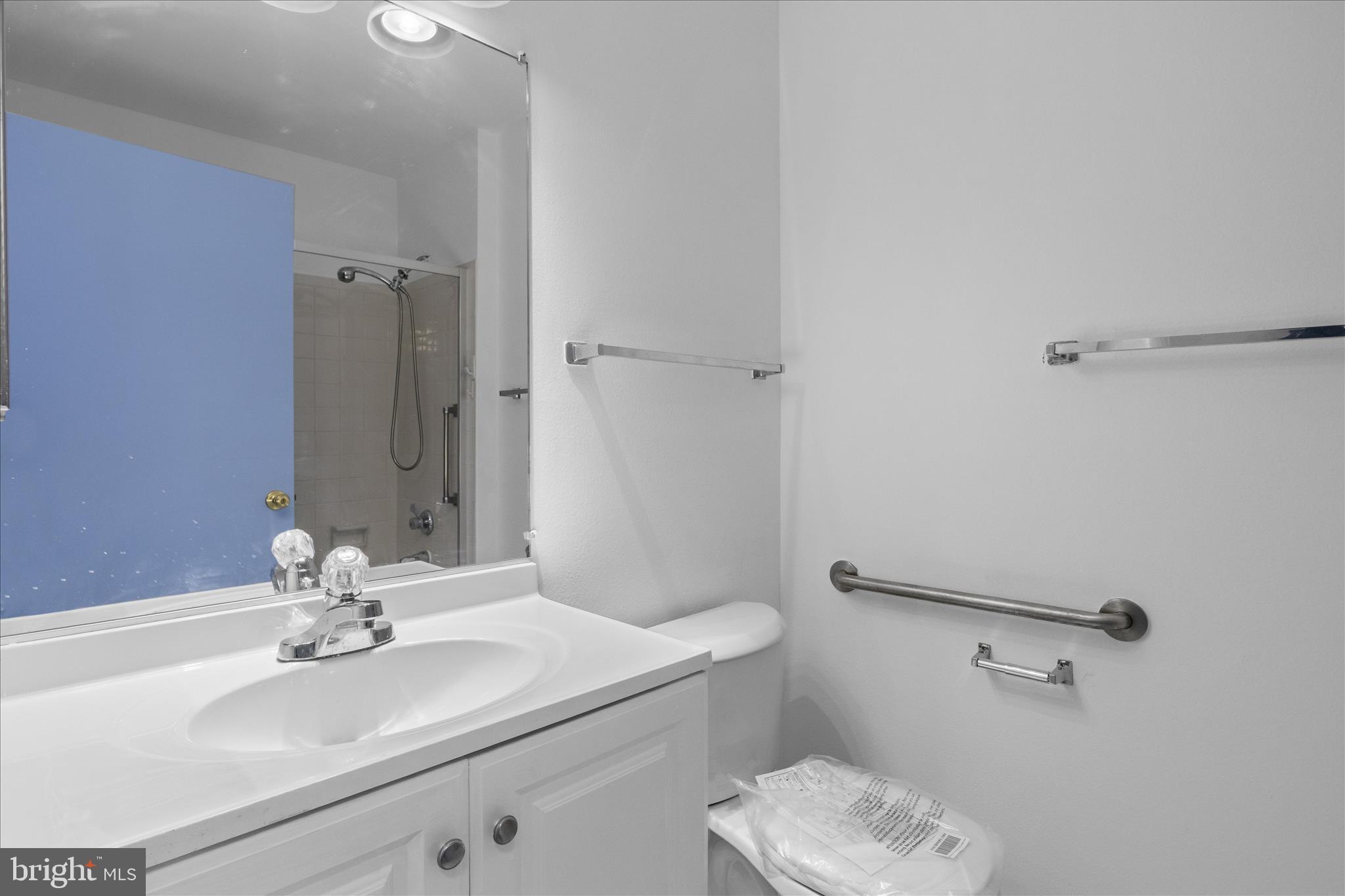 ROSSMOOR MUTUAL #19 - Residential