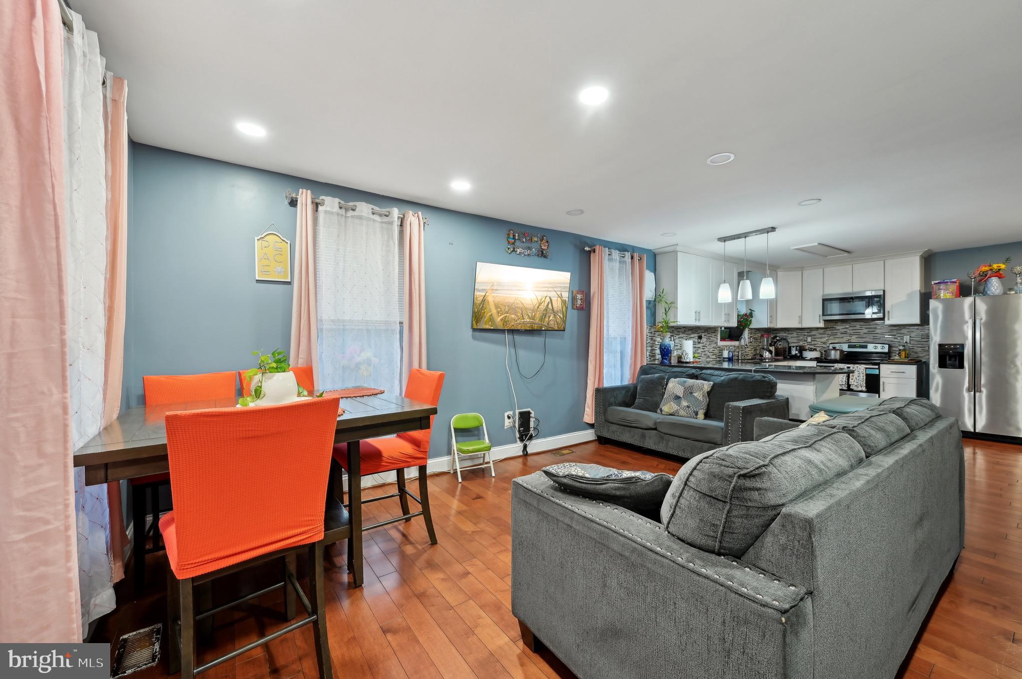 ENGLISH CONSUL ESTATES - Residential