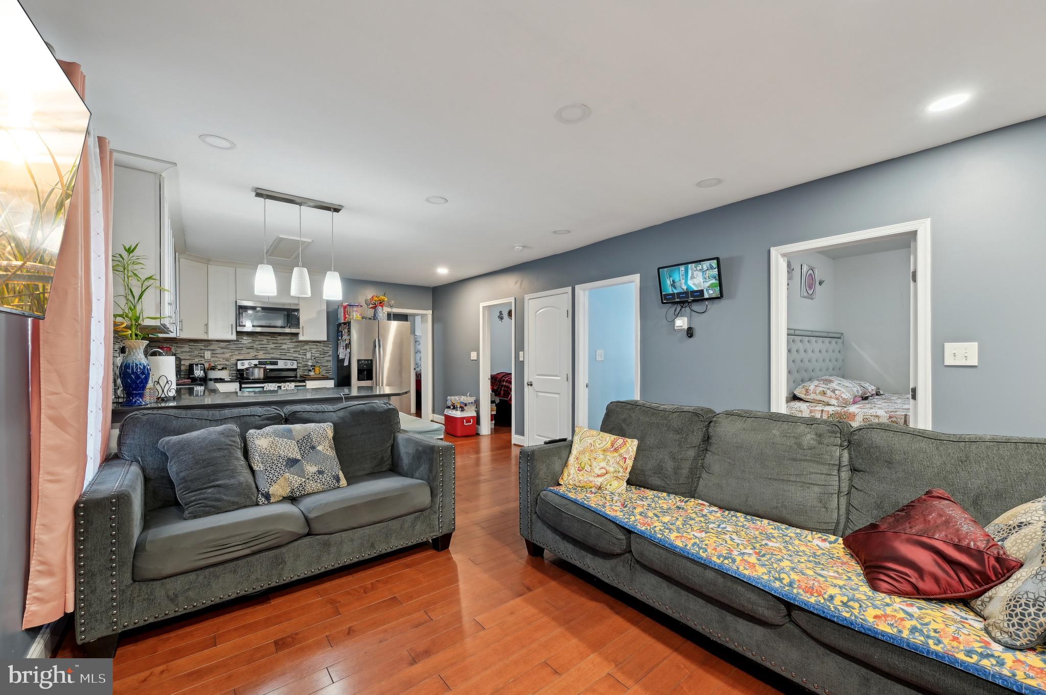 ENGLISH CONSUL ESTATES - Residential