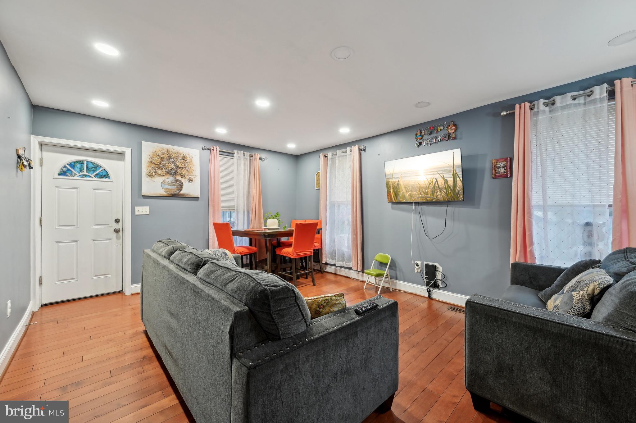 ENGLISH CONSUL ESTATES - Residential