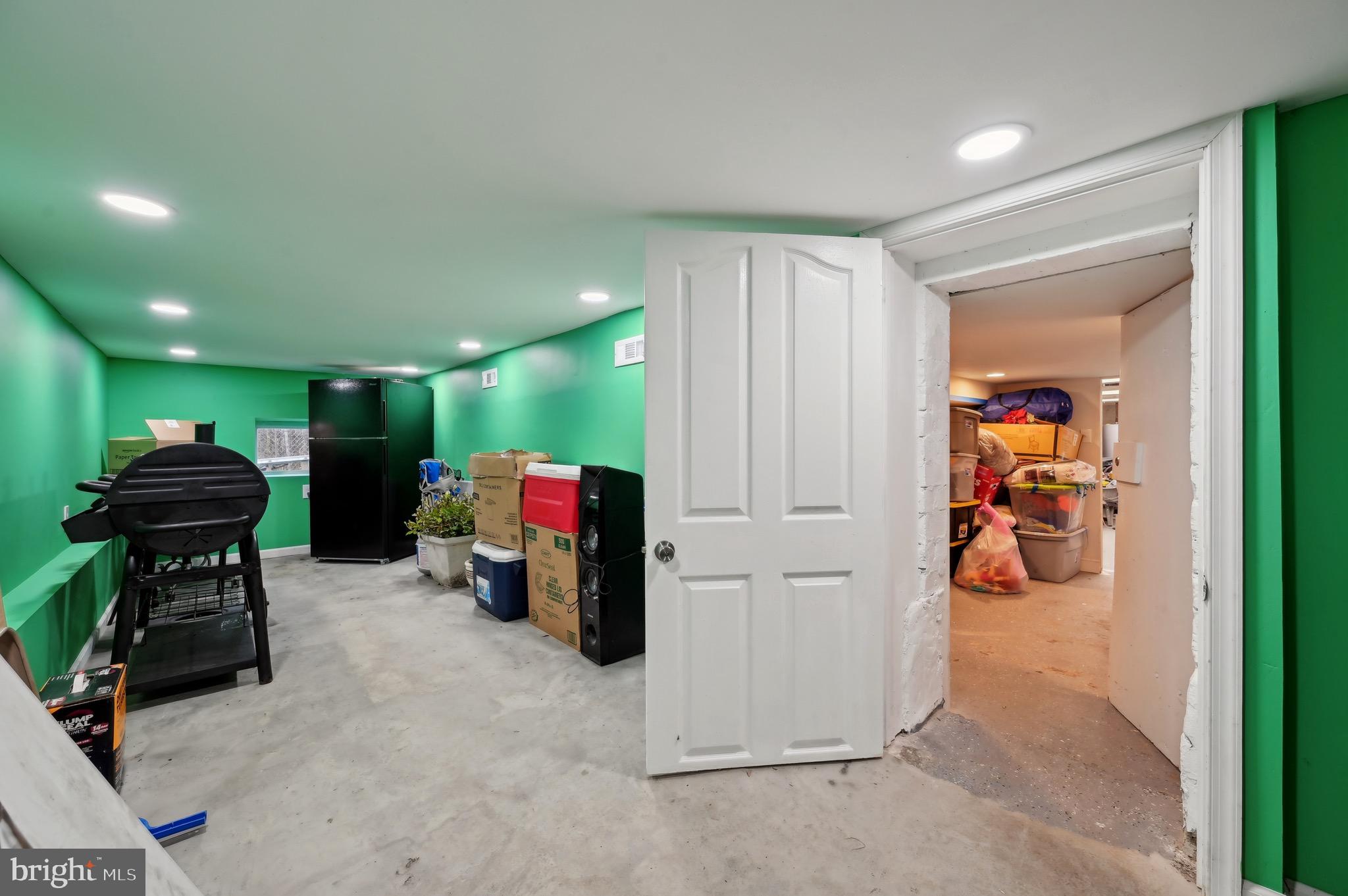 ENGLISH CONSUL ESTATES - Residential