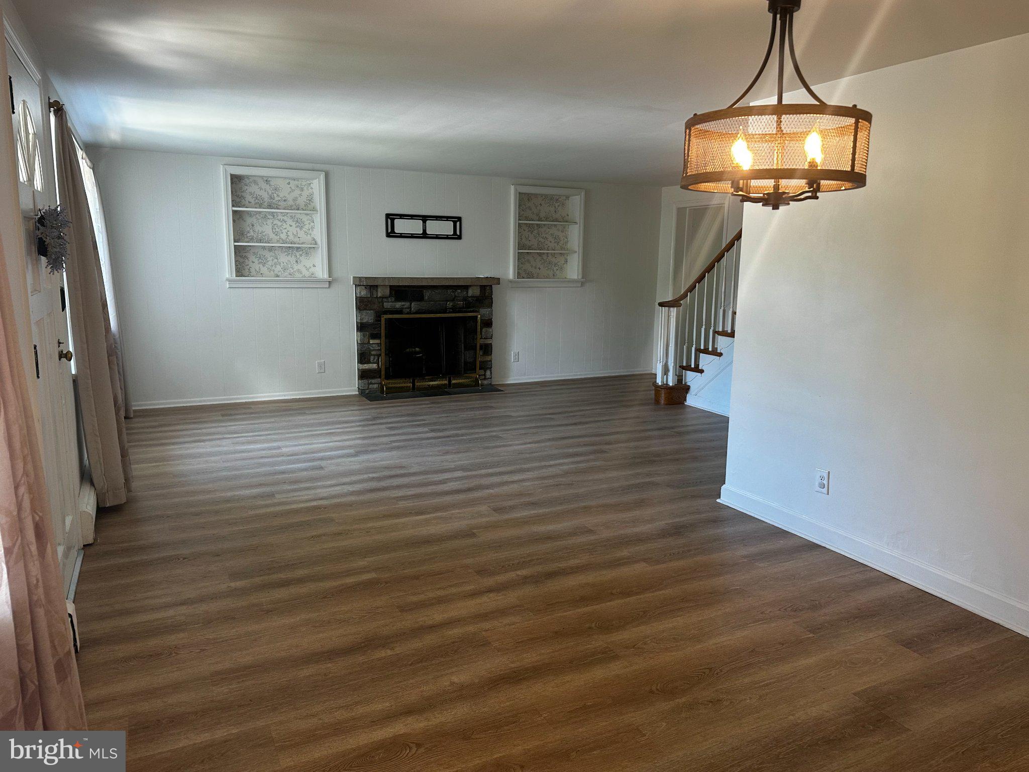207 GREENWOOD ROAD