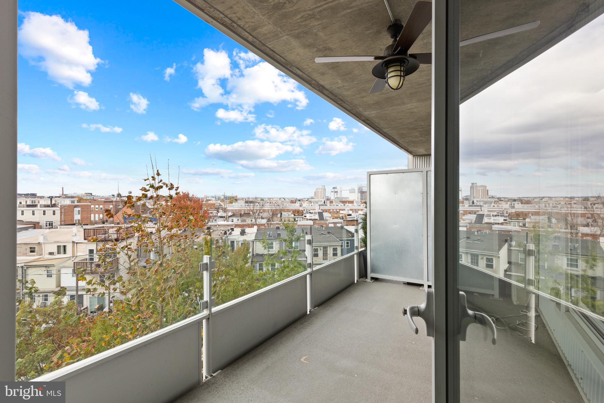 LOCUST POINT - Residential