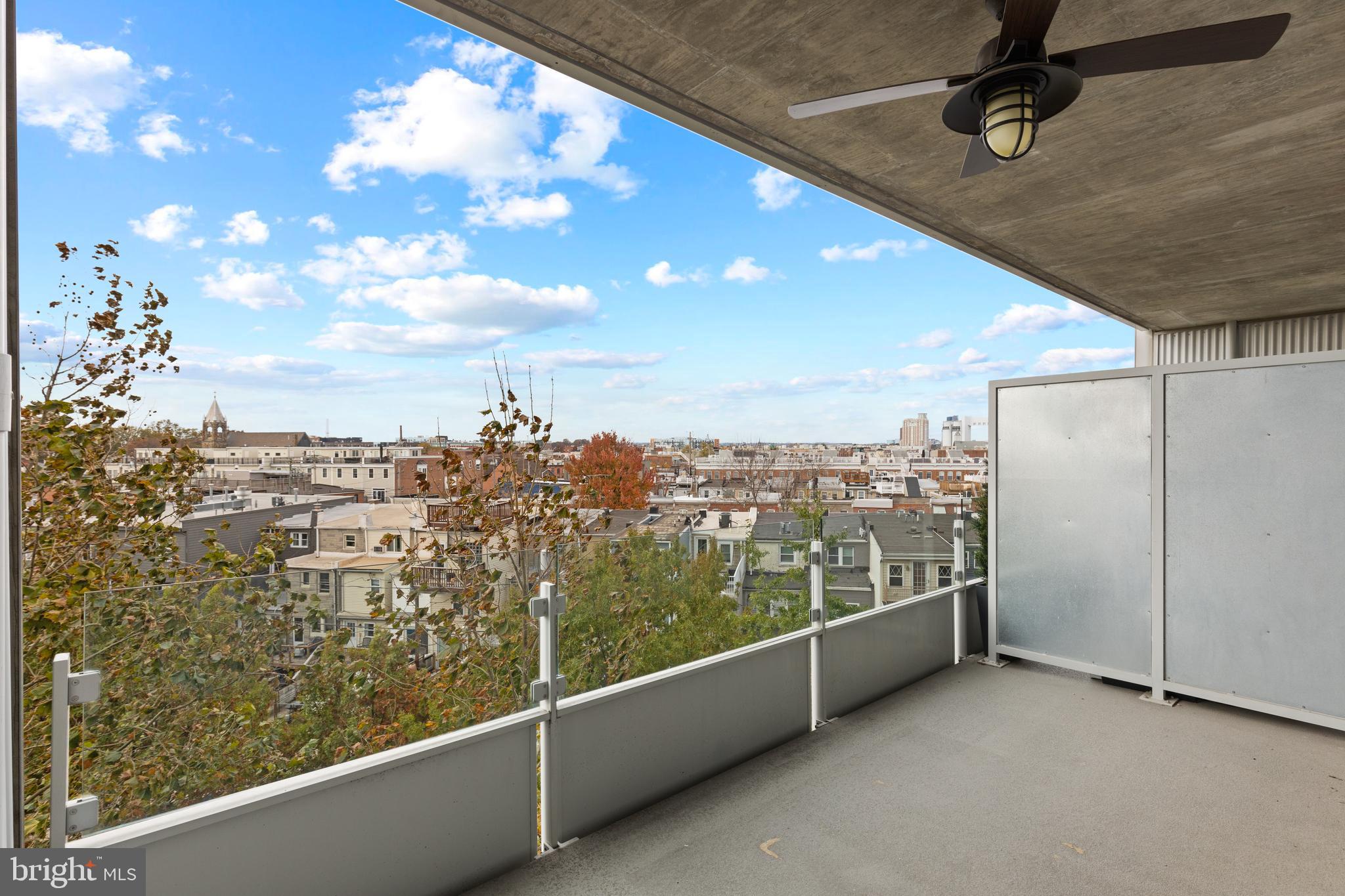 LOCUST POINT - Residential