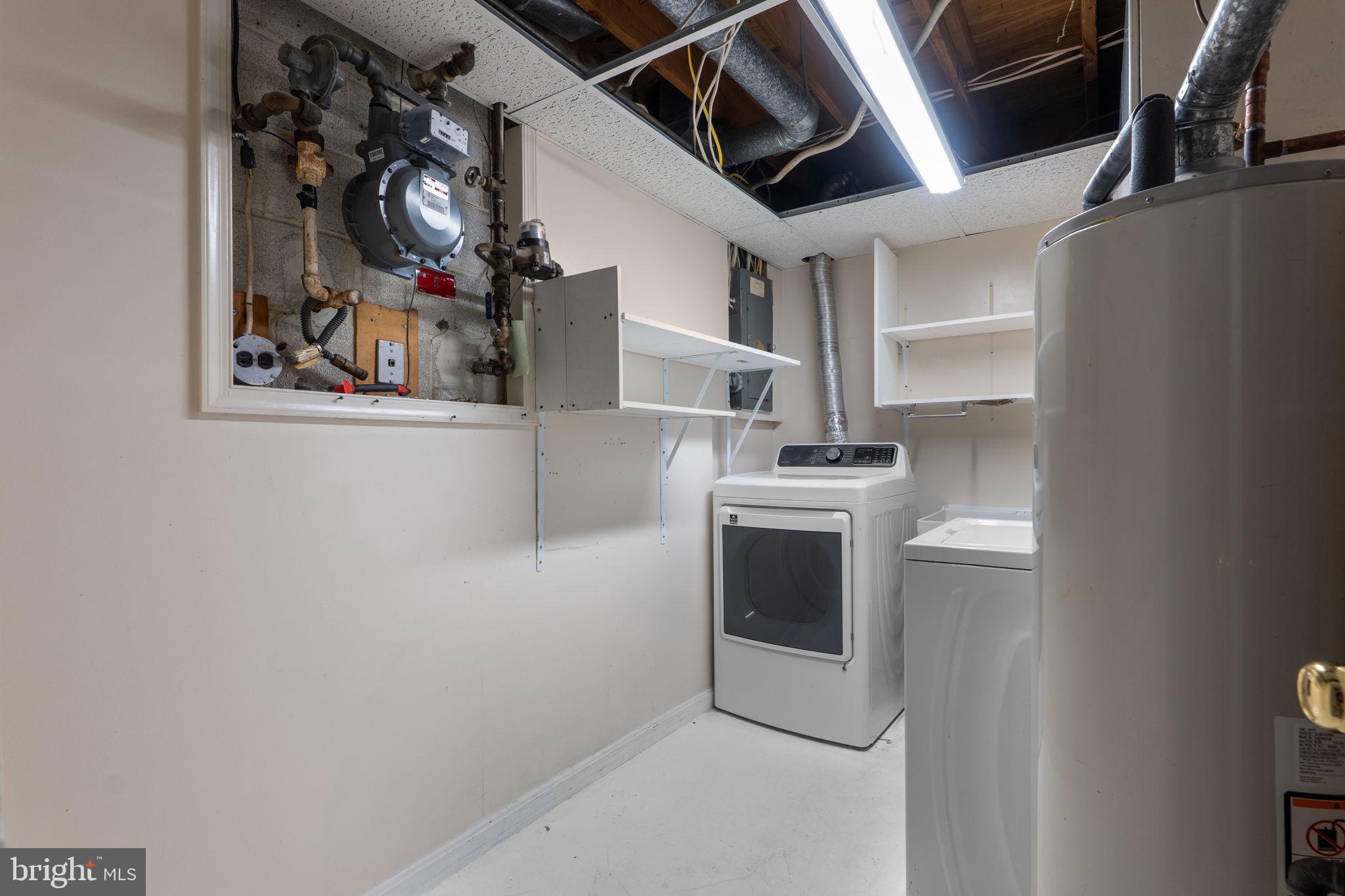 RESTON - Residential