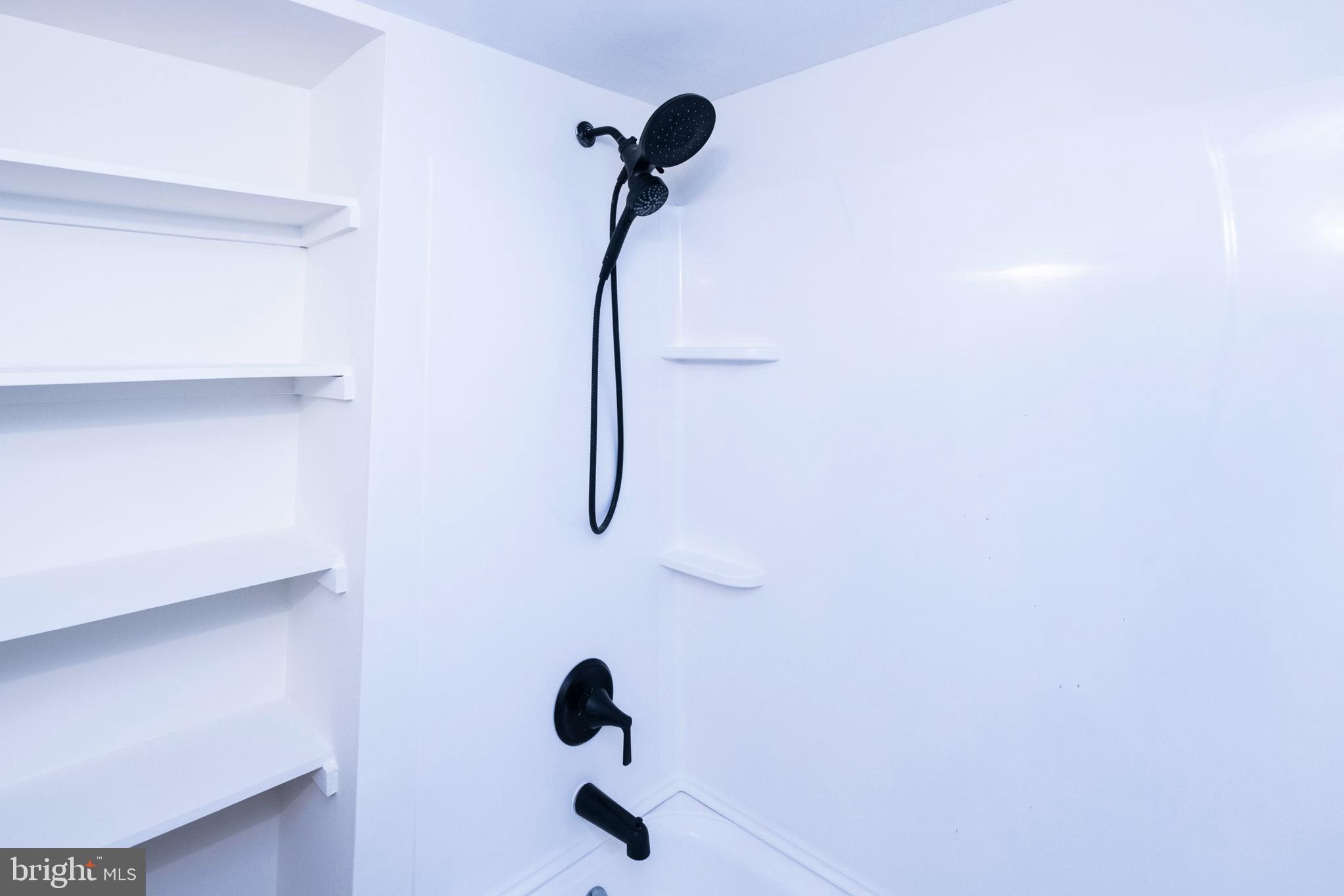 BROOKHAVEN - Residential