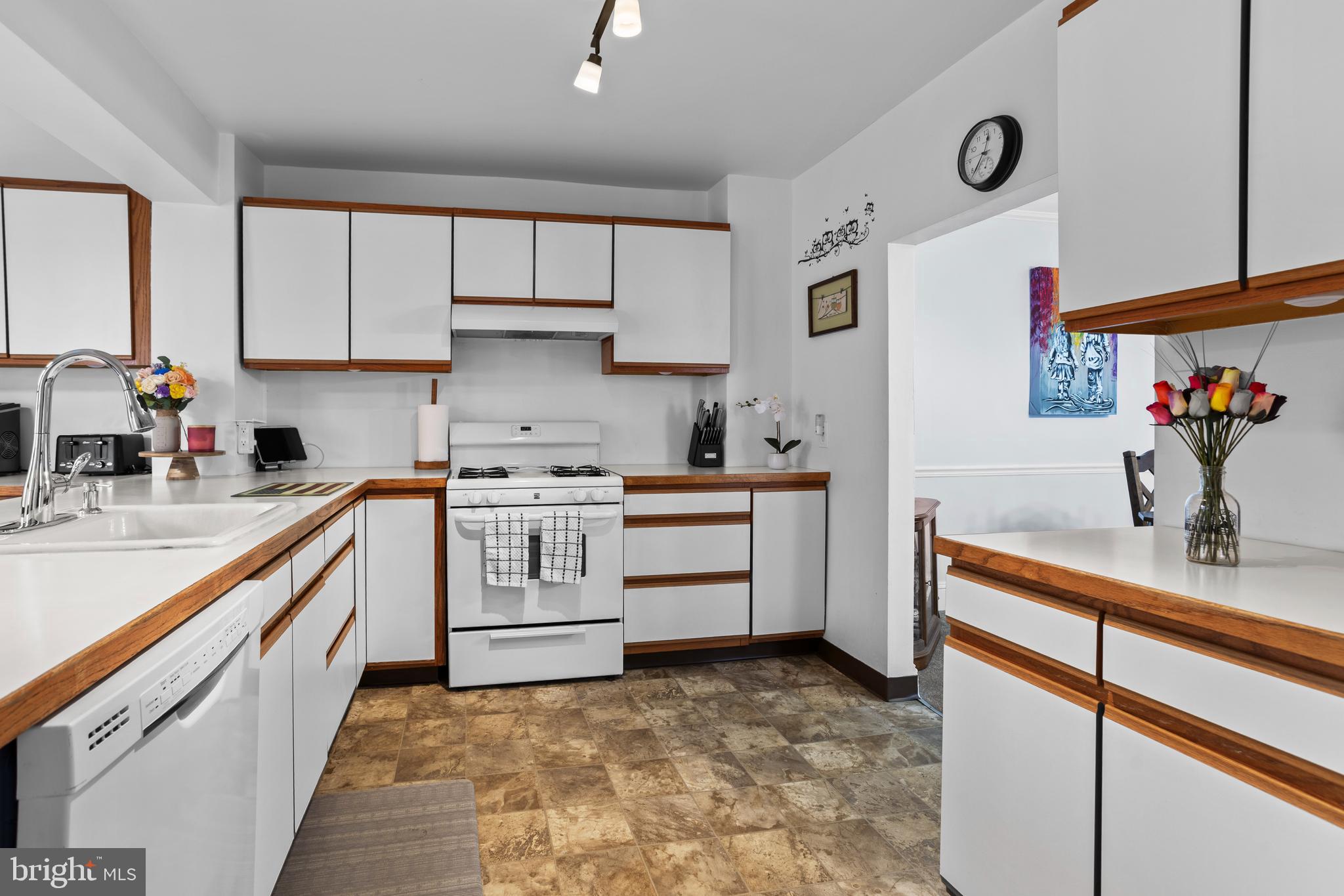 BELMONT HILLS - Residential