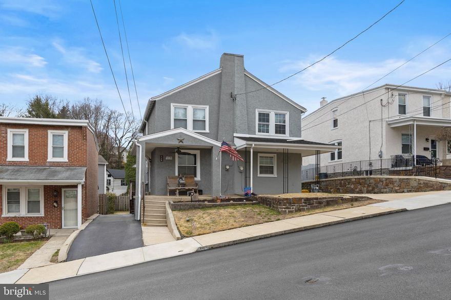 Welcome to this charming and well-maintained 3 bedroom, 1 bathroom home in the sought-after
Belmont Hills neighborhood of Lower Merion Township. As you step inside, you’re greeted by a
spacious family room with fresh paint and newer carpeting. The dining room, complete with
chair rail and crown molding, provides an inviting space for family meals and entertaining.
Beyond the dining area, you’ll find a generously sized eat-in kitchen with ample counterspace
and cabinetry – perfect for causal breakfasts and meal prep. Upstairs, 3 well-proportioned
bedrooms share a beautifully updated modern bathroom. The partially finished basement offers
additional storage space along with a washer and dryer. Outside, the fenced-in backyard
features a storage shed and plenty of room for BBQs and gatherings. Conveniently located just
minutes from Center City, and within walking distance to trails, libraries, parks, and shopping,
this home offers both comfort and convenience.
