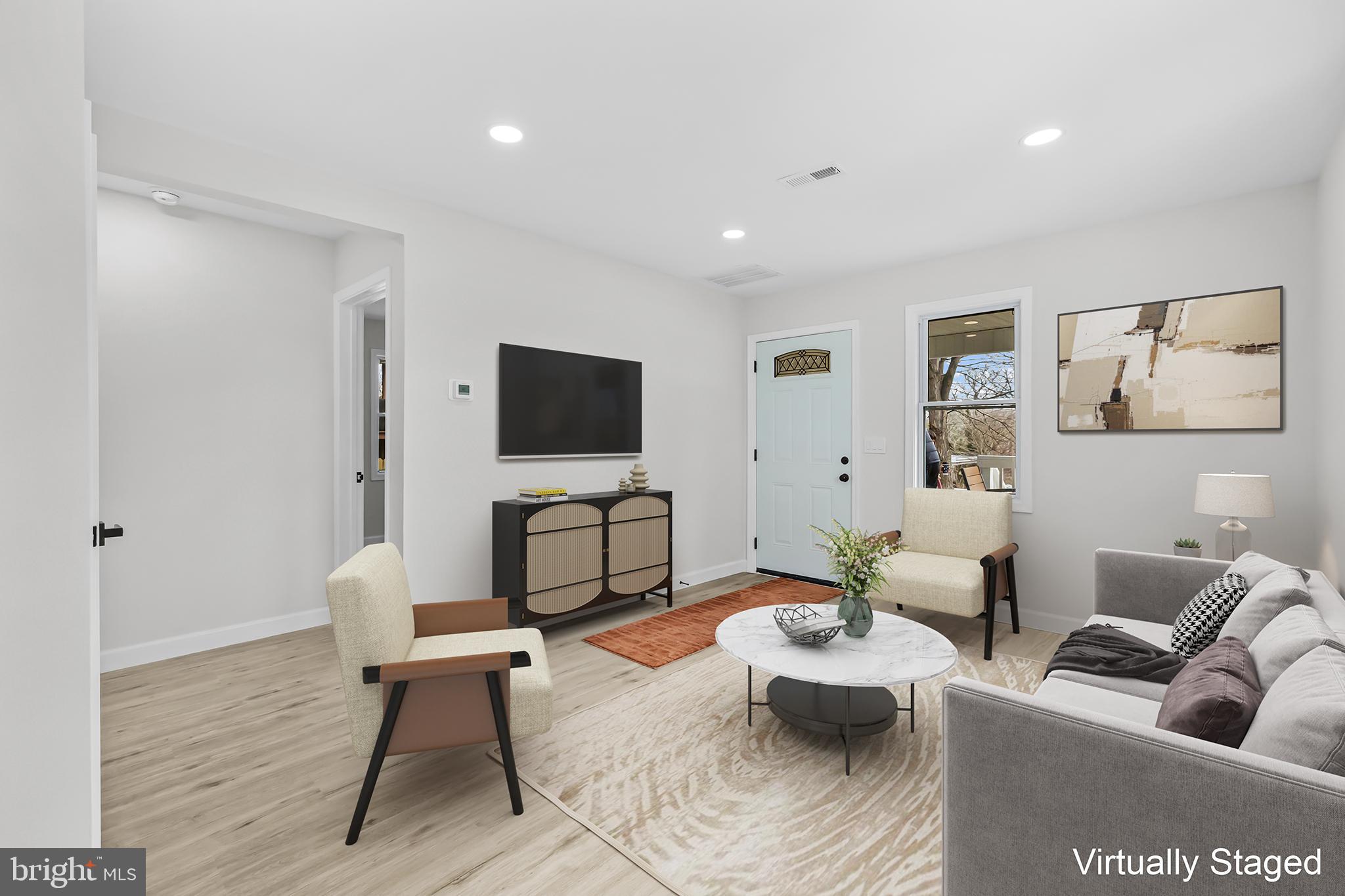 1033 SUNNYSIDE DRIVE