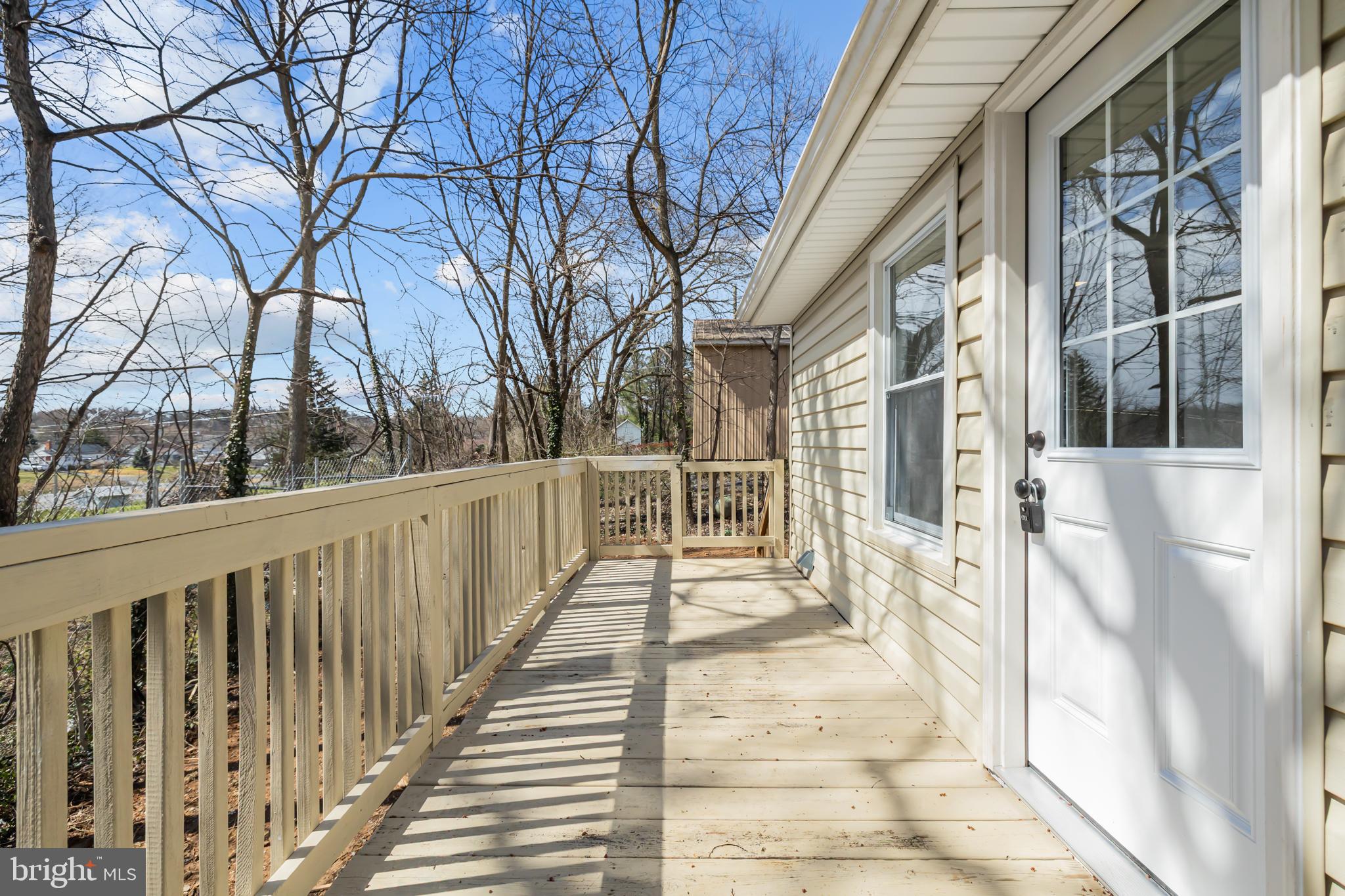 SUNNYSIDE - Residential