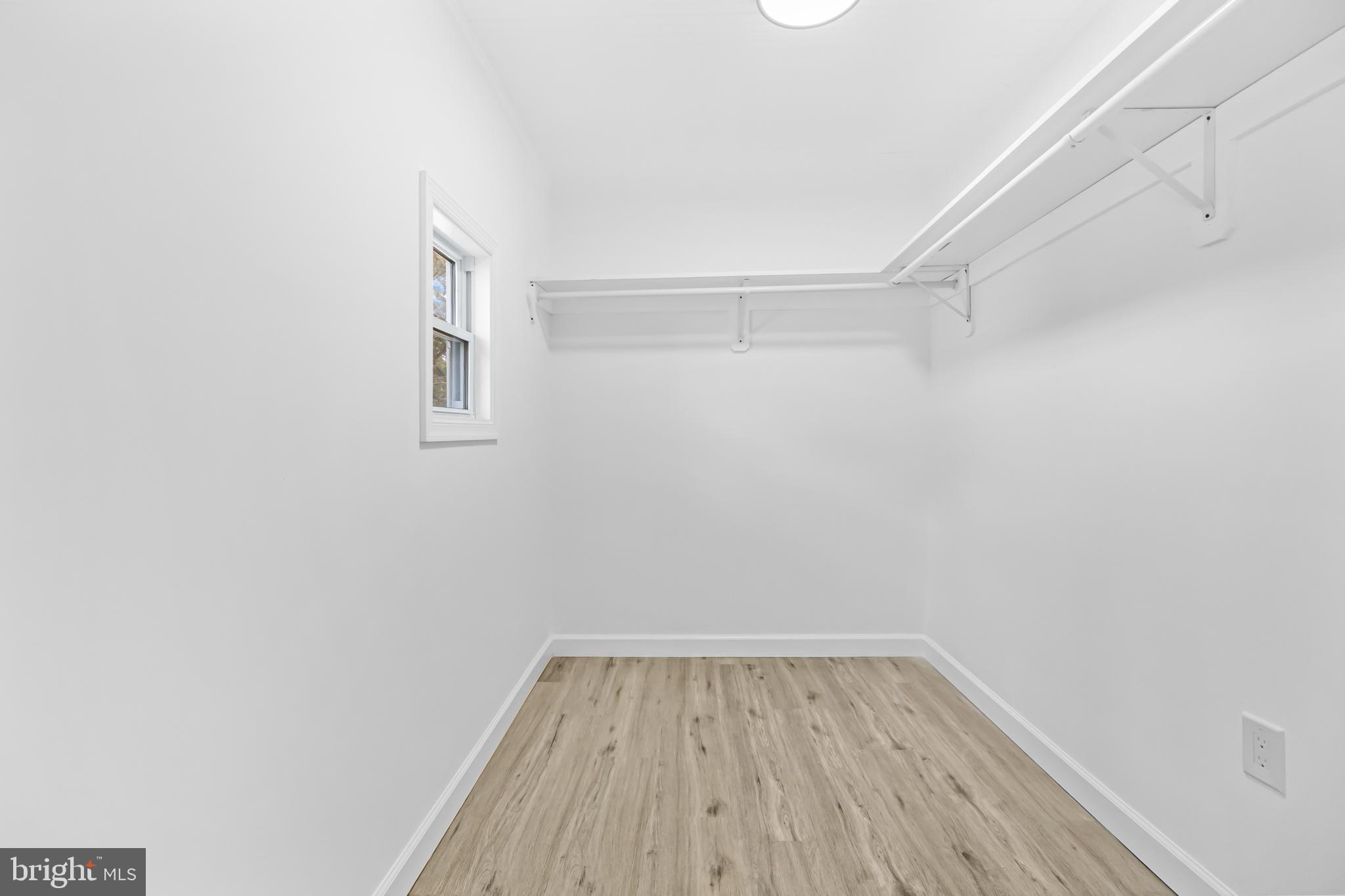 SUNNYSIDE - Residential