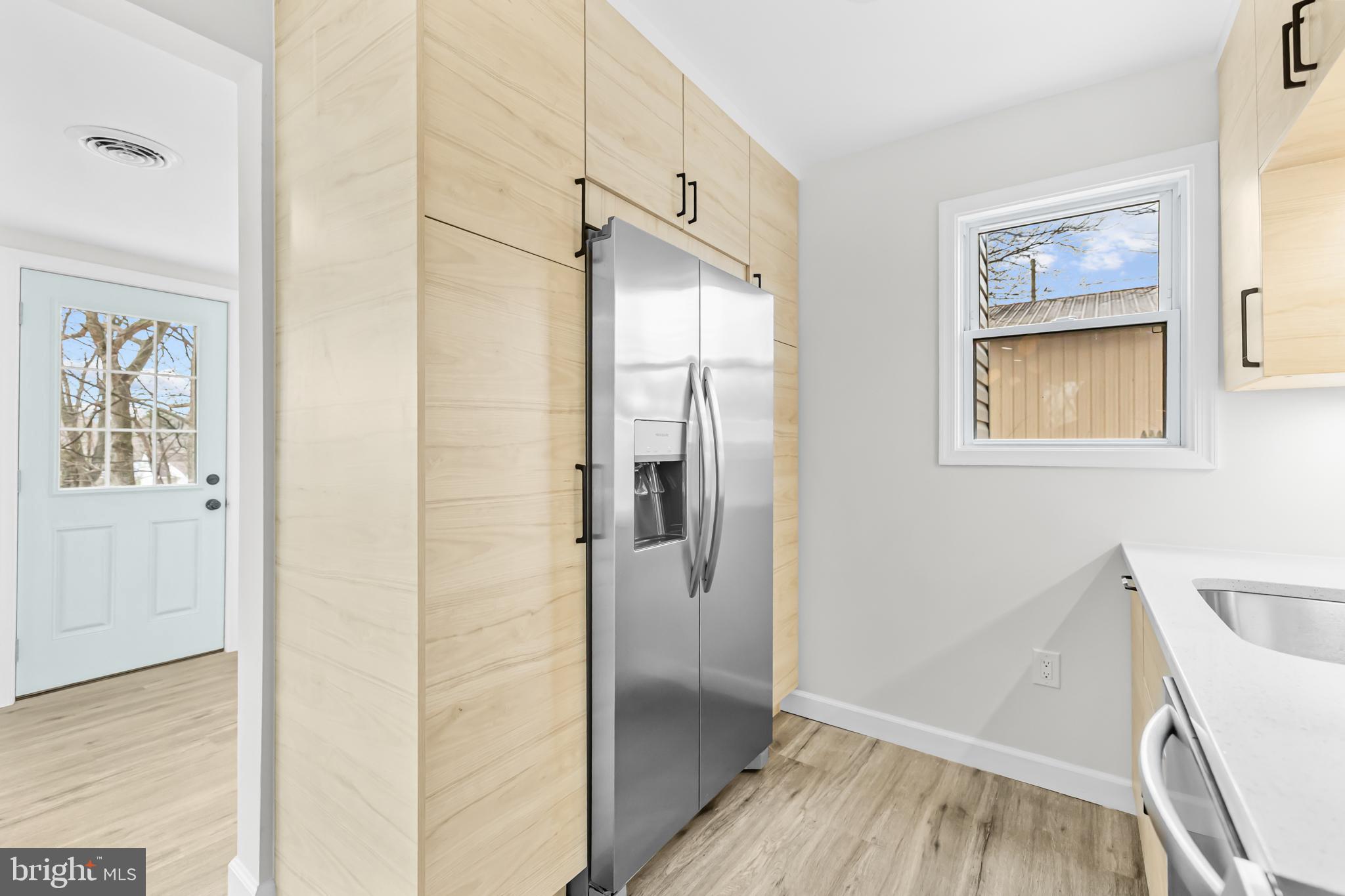 SUNNYSIDE - Residential