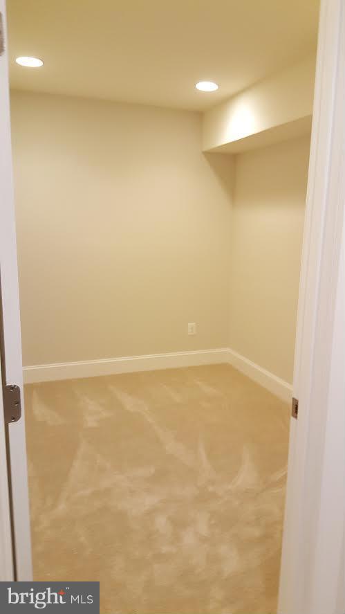 BRISTOE STATION - Residential