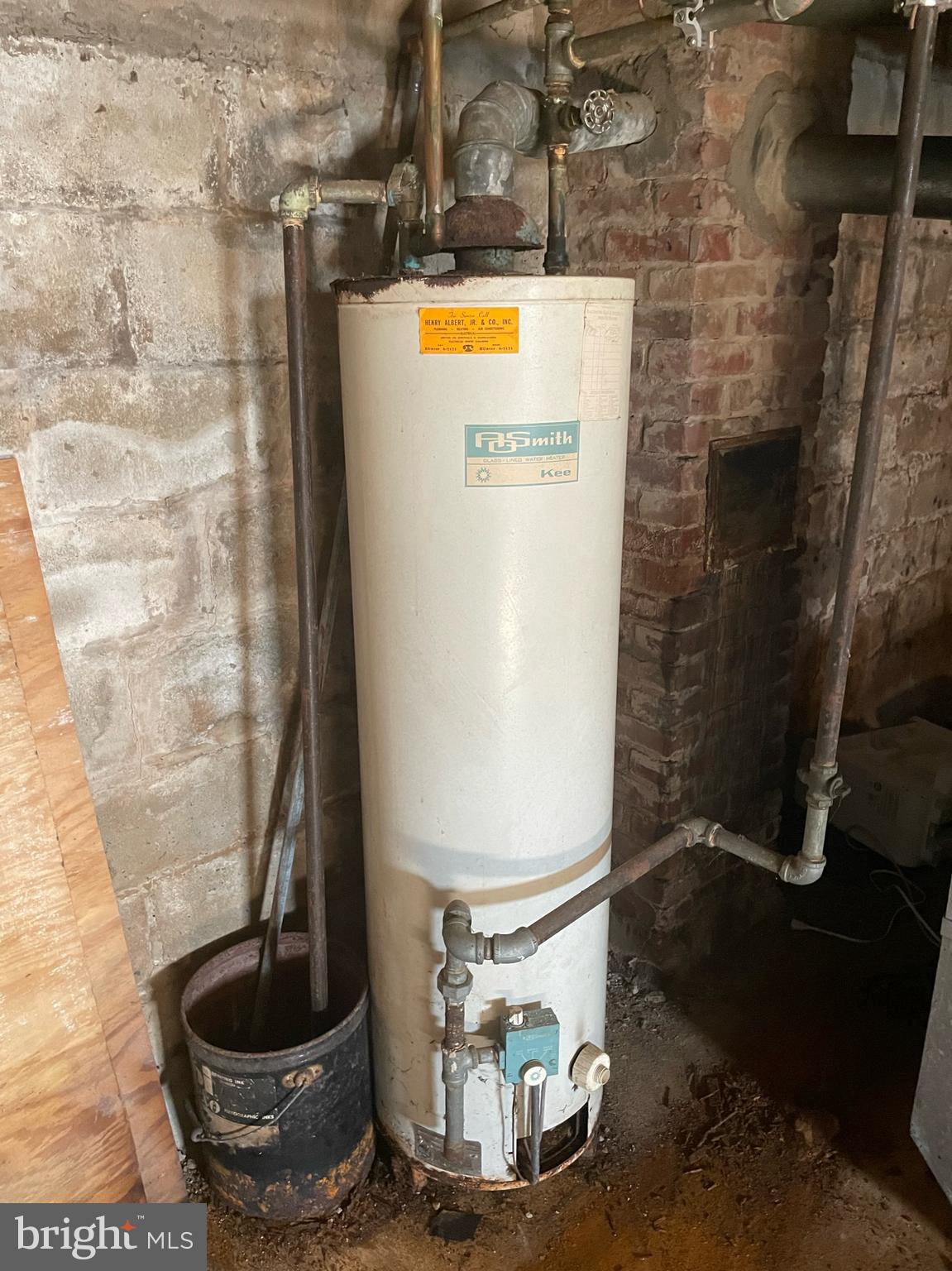 HAYWOOD HEIGHTS - Residential