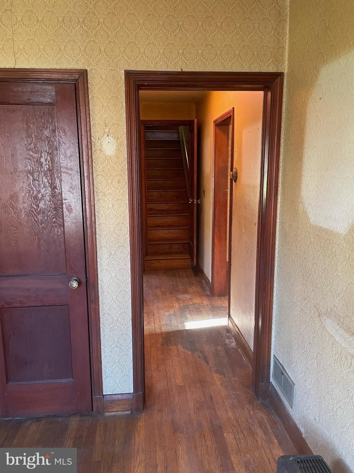 HAYWOOD HEIGHTS - Residential