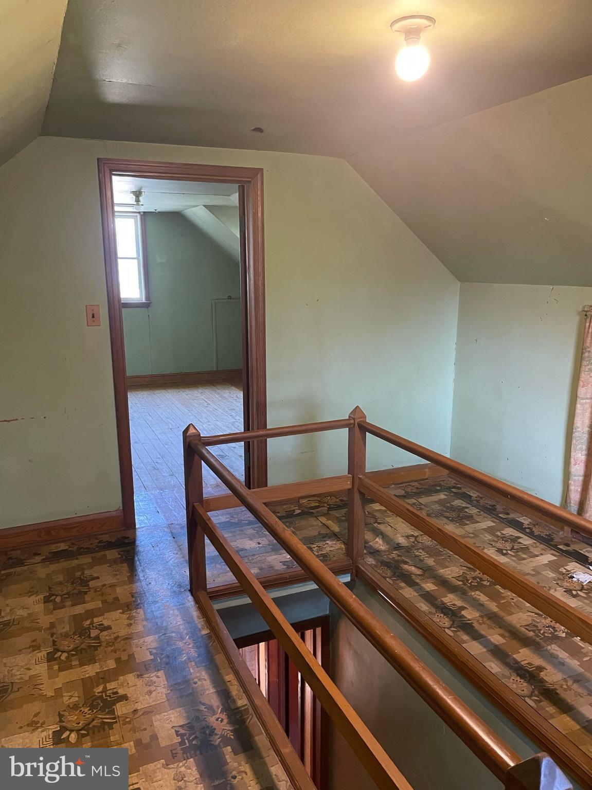 HAYWOOD HEIGHTS - Residential