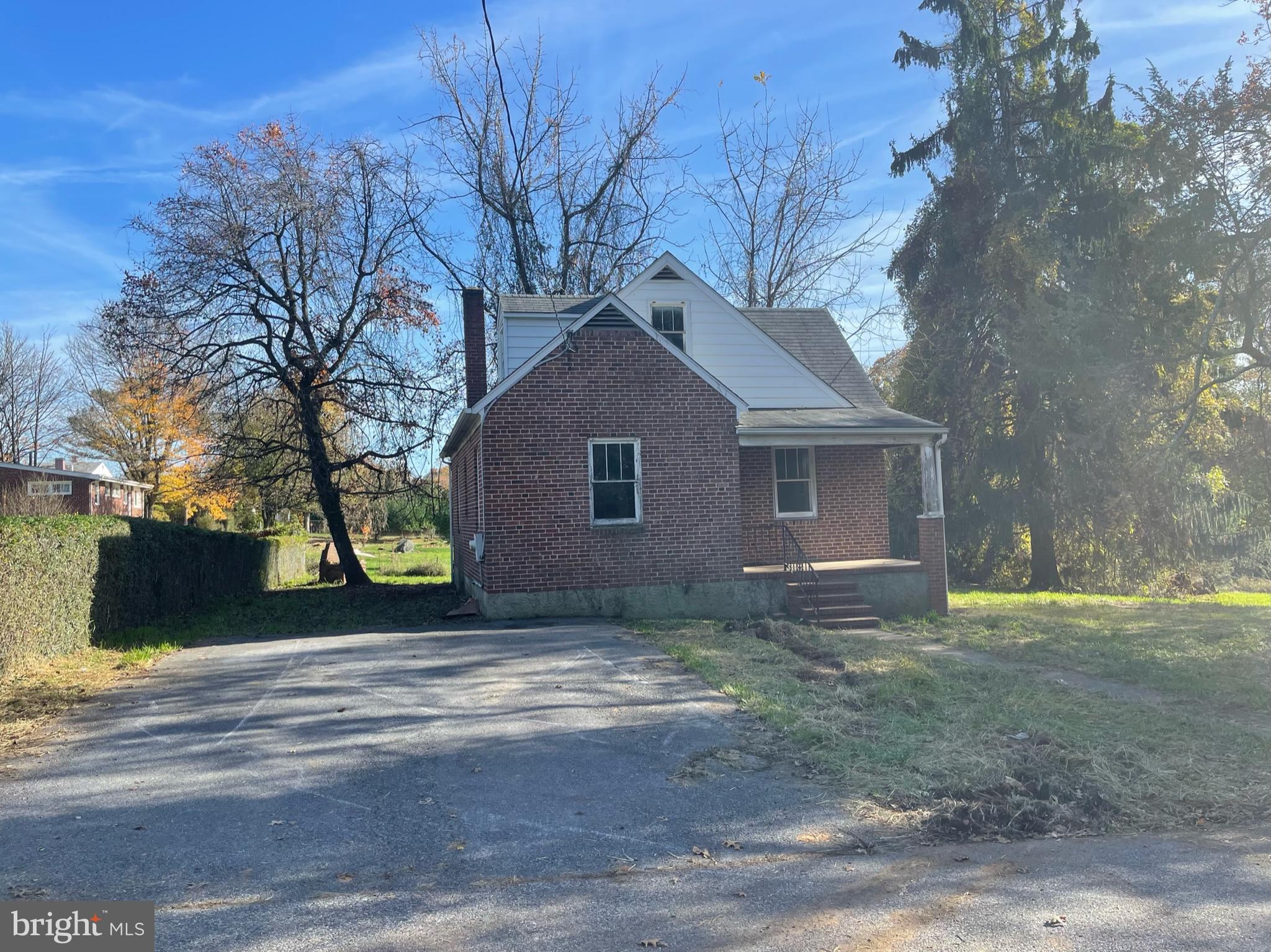 HAYWOOD HEIGHTS - Residential