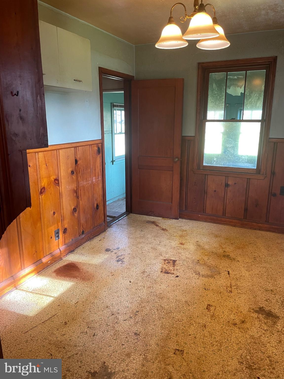 HAYWOOD HEIGHTS - Residential