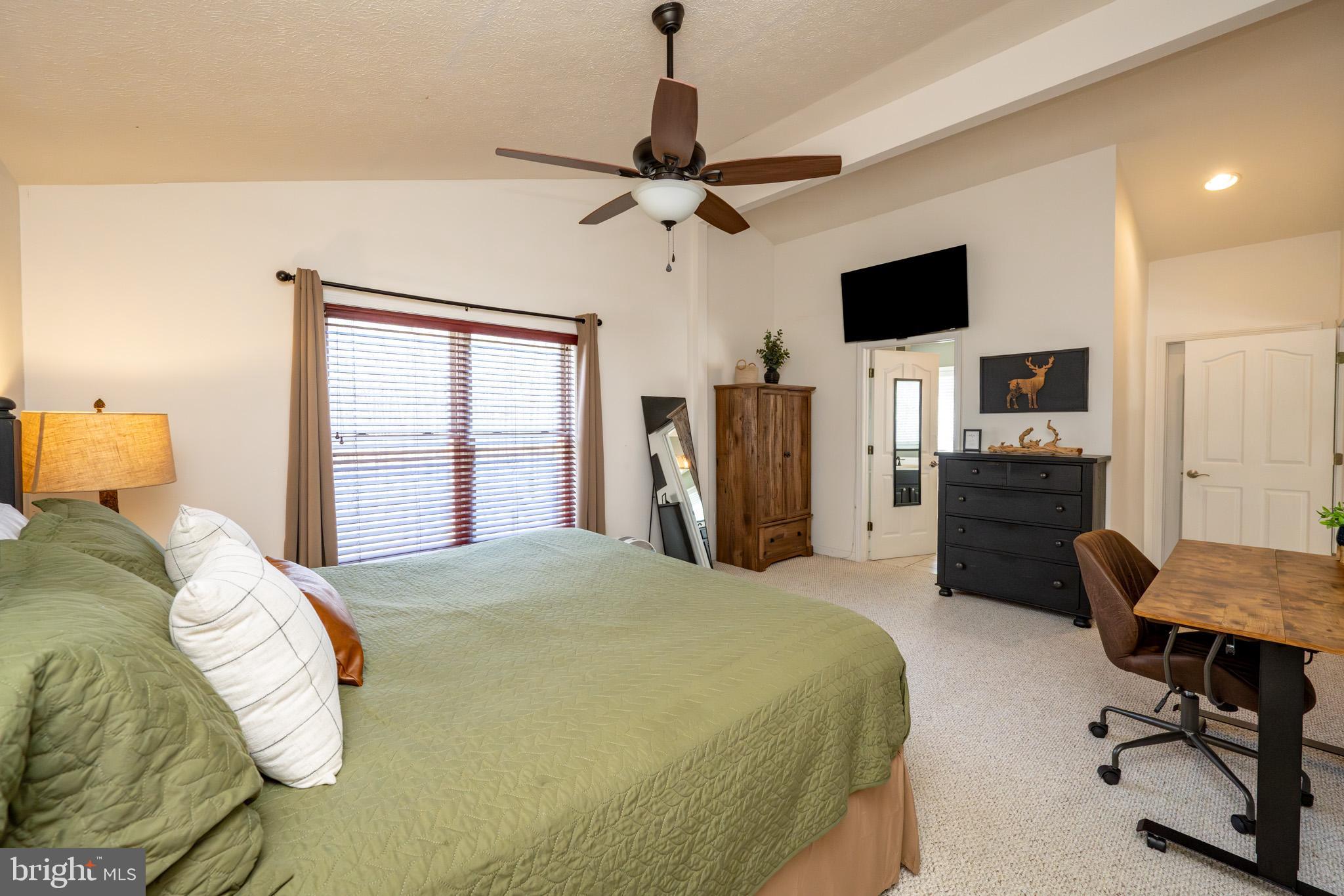 MOUNTAINSIDE - Residential