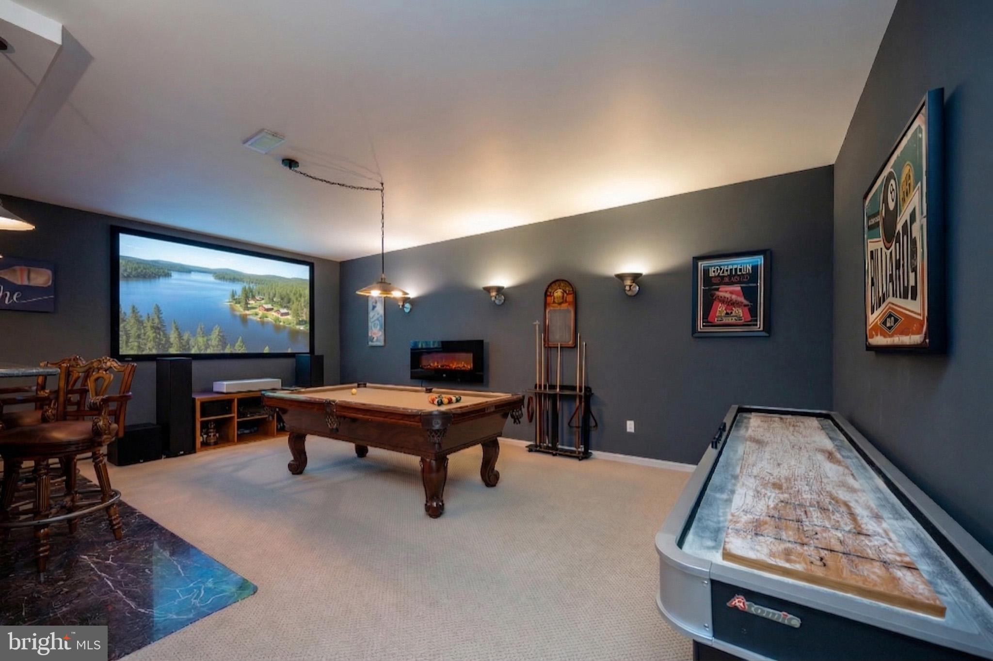 MOUNTAINSIDE - Residential