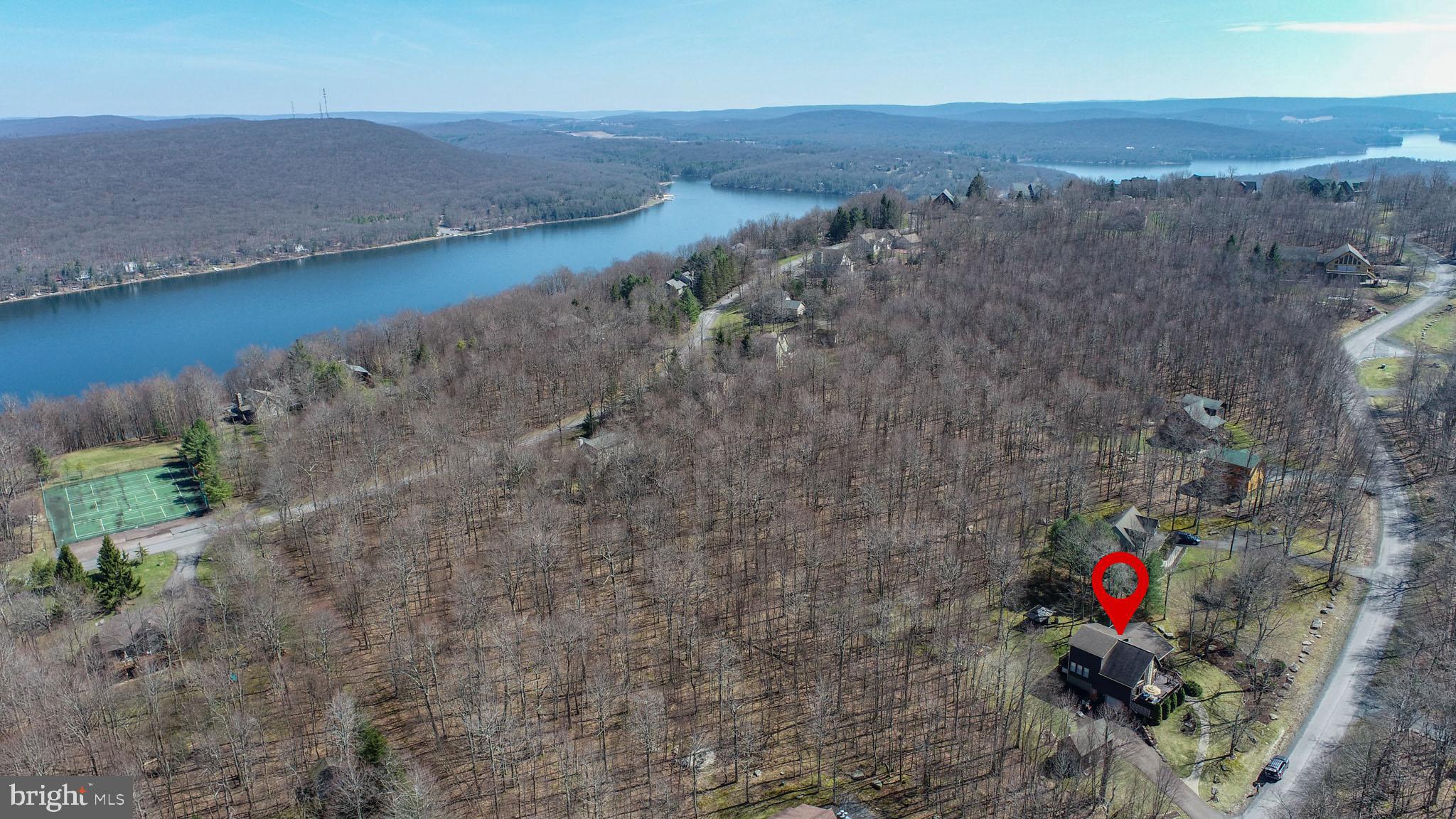 MOUNTAINSIDE - Residential