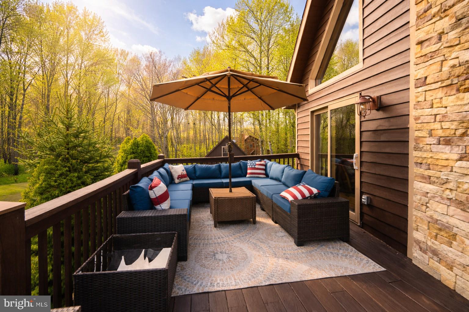 MOUNTAINSIDE - Residential