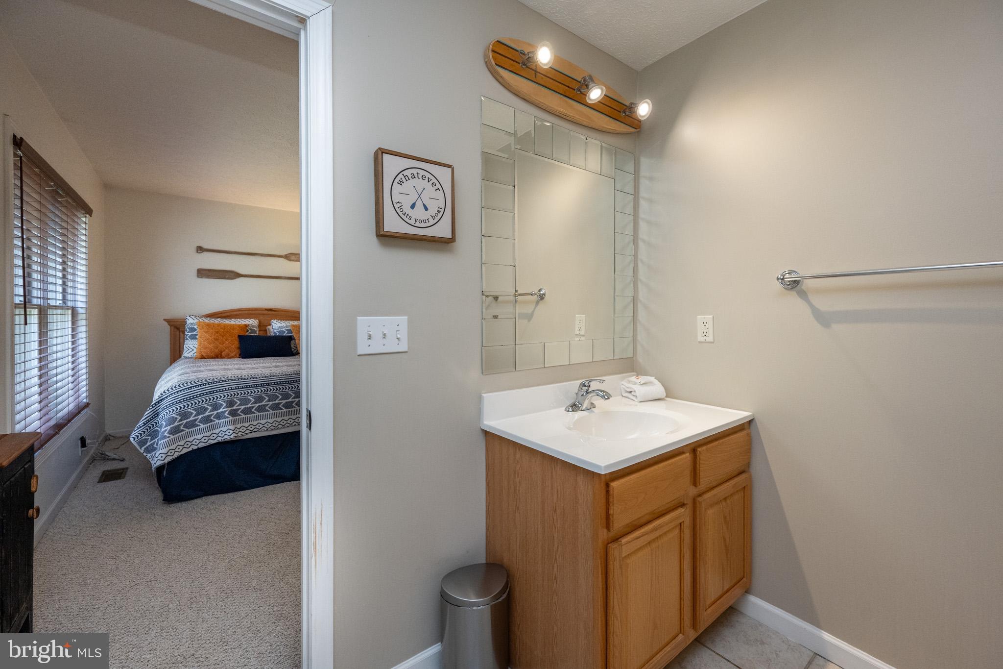 MOUNTAINSIDE - Residential