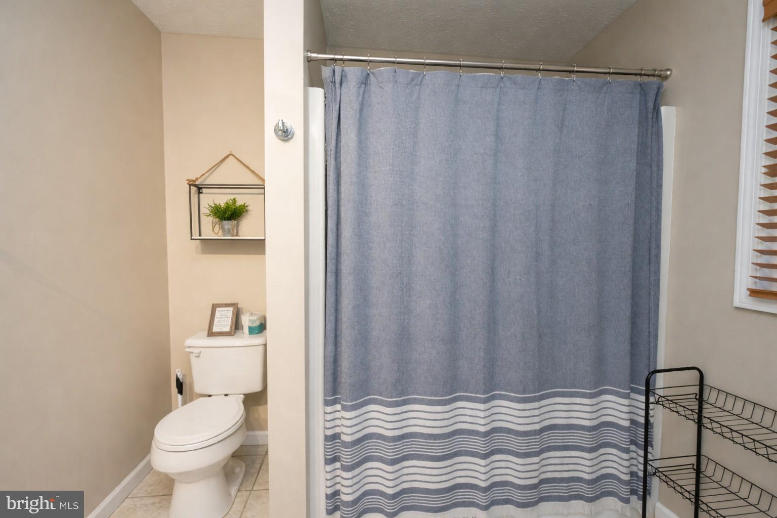 MOUNTAINSIDE - Residential