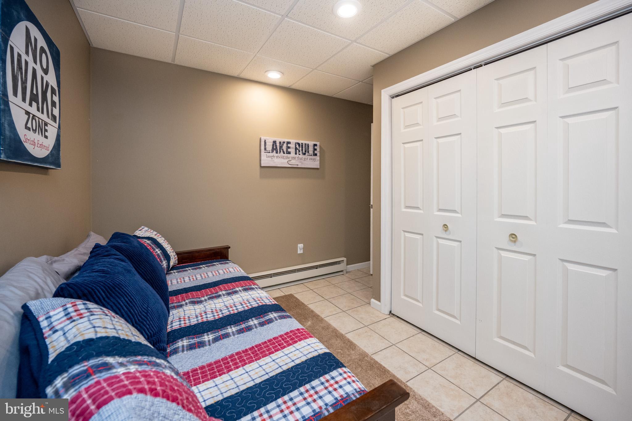 MOUNTAINSIDE - Residential