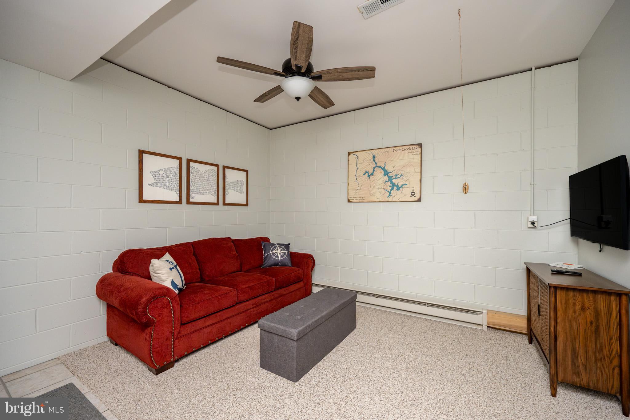 MOUNTAINSIDE - Residential