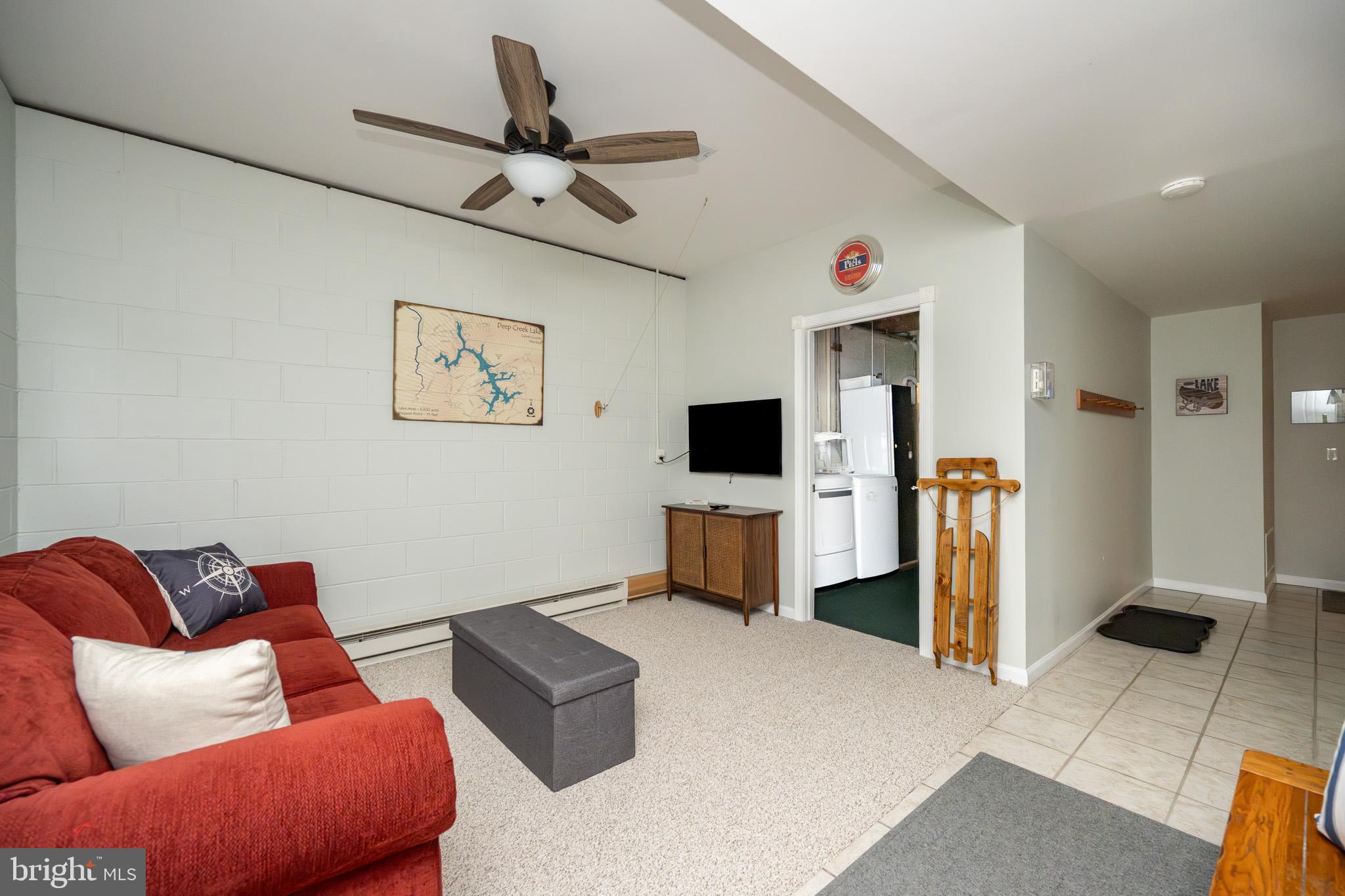 MOUNTAINSIDE - Residential