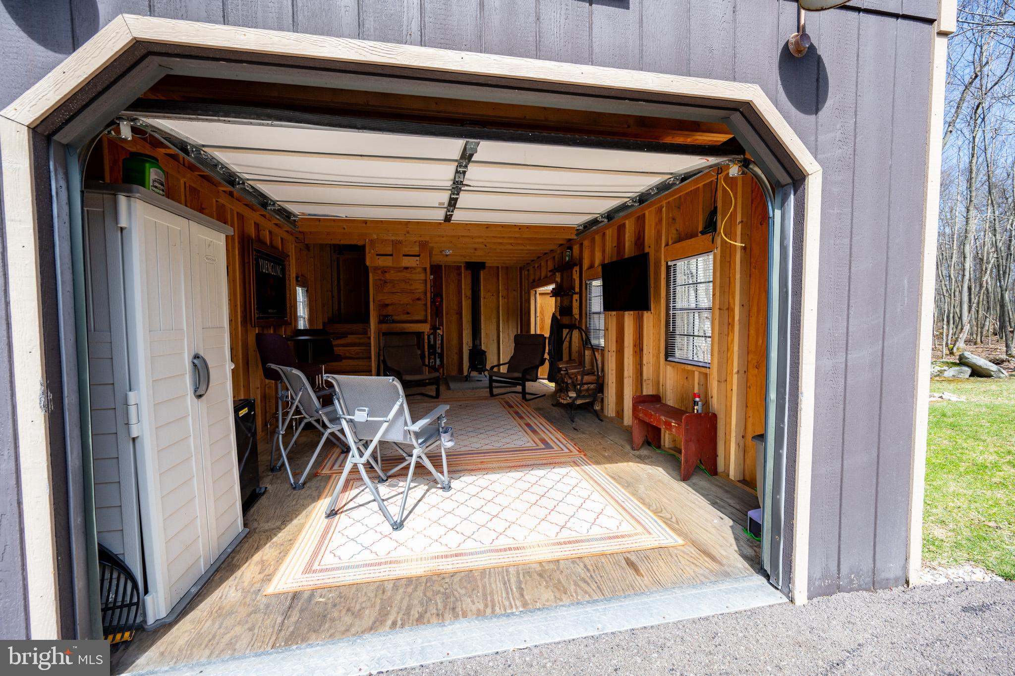 MOUNTAINSIDE - Residential