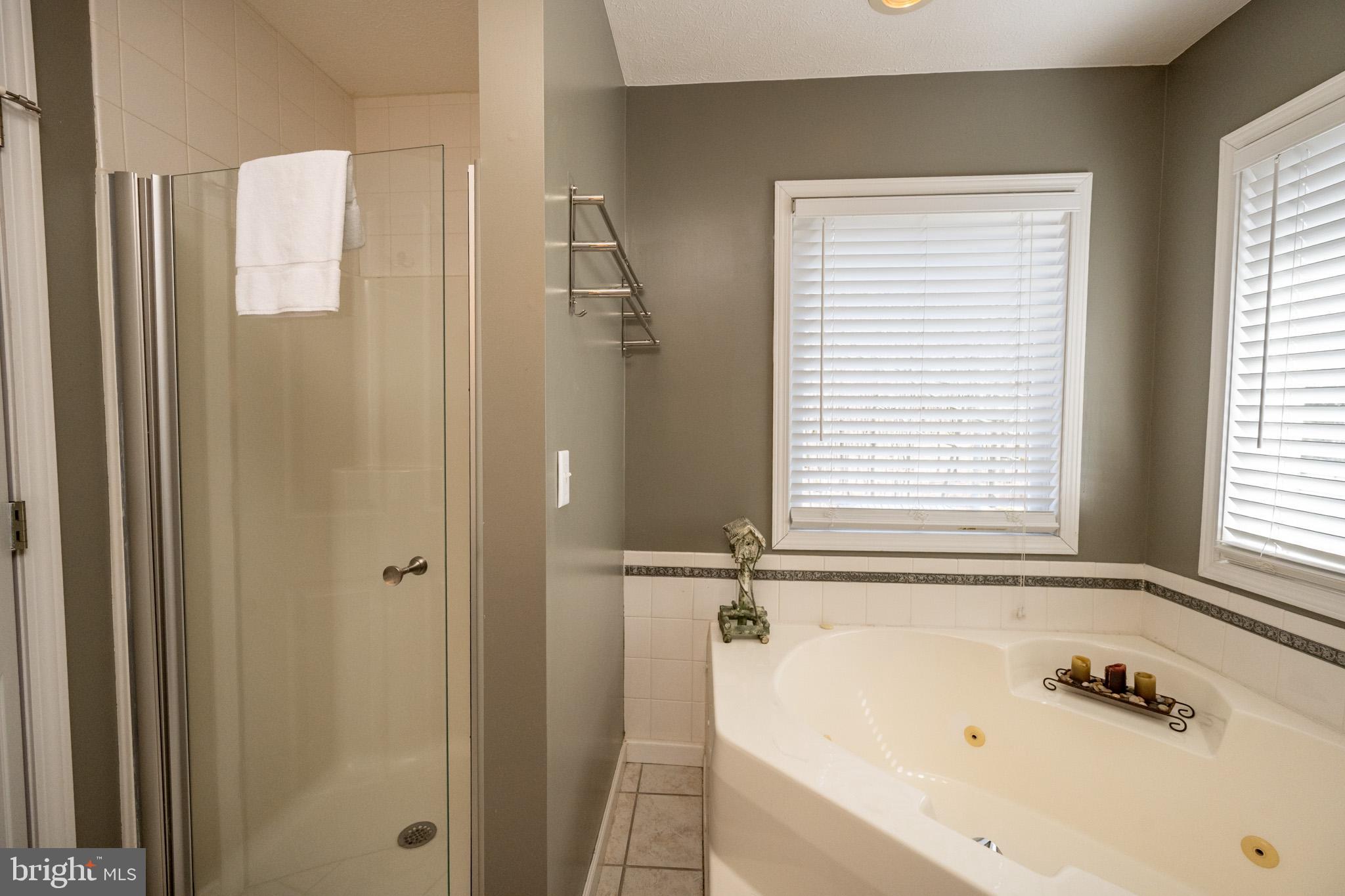 MOUNTAINSIDE - Residential