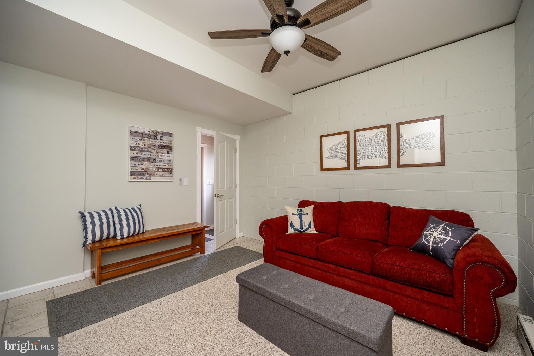 MOUNTAINSIDE - Residential