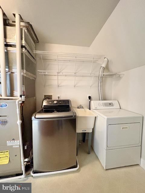 GRAYROB - Residential Lease