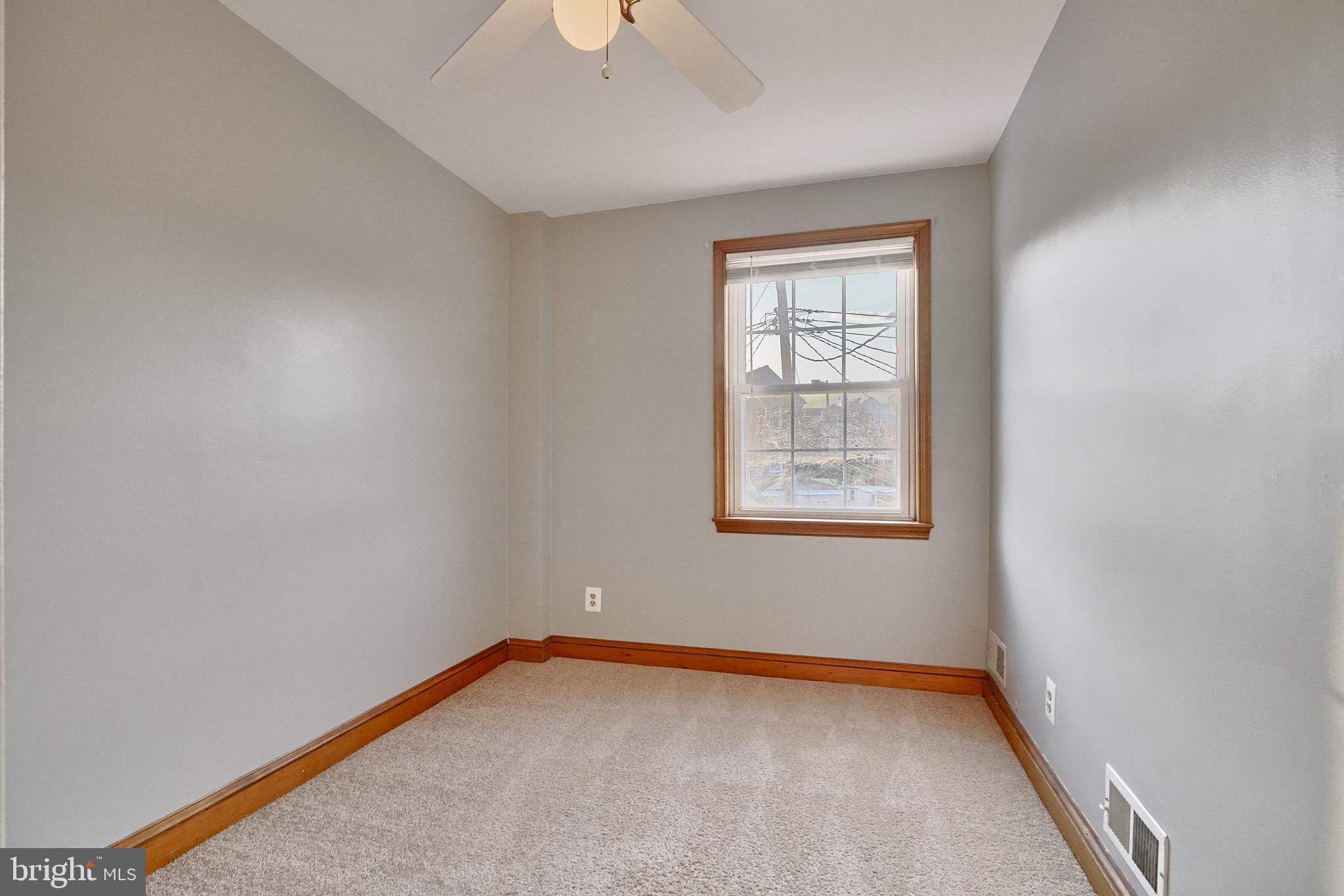 EASTFIELD - Residential Lease