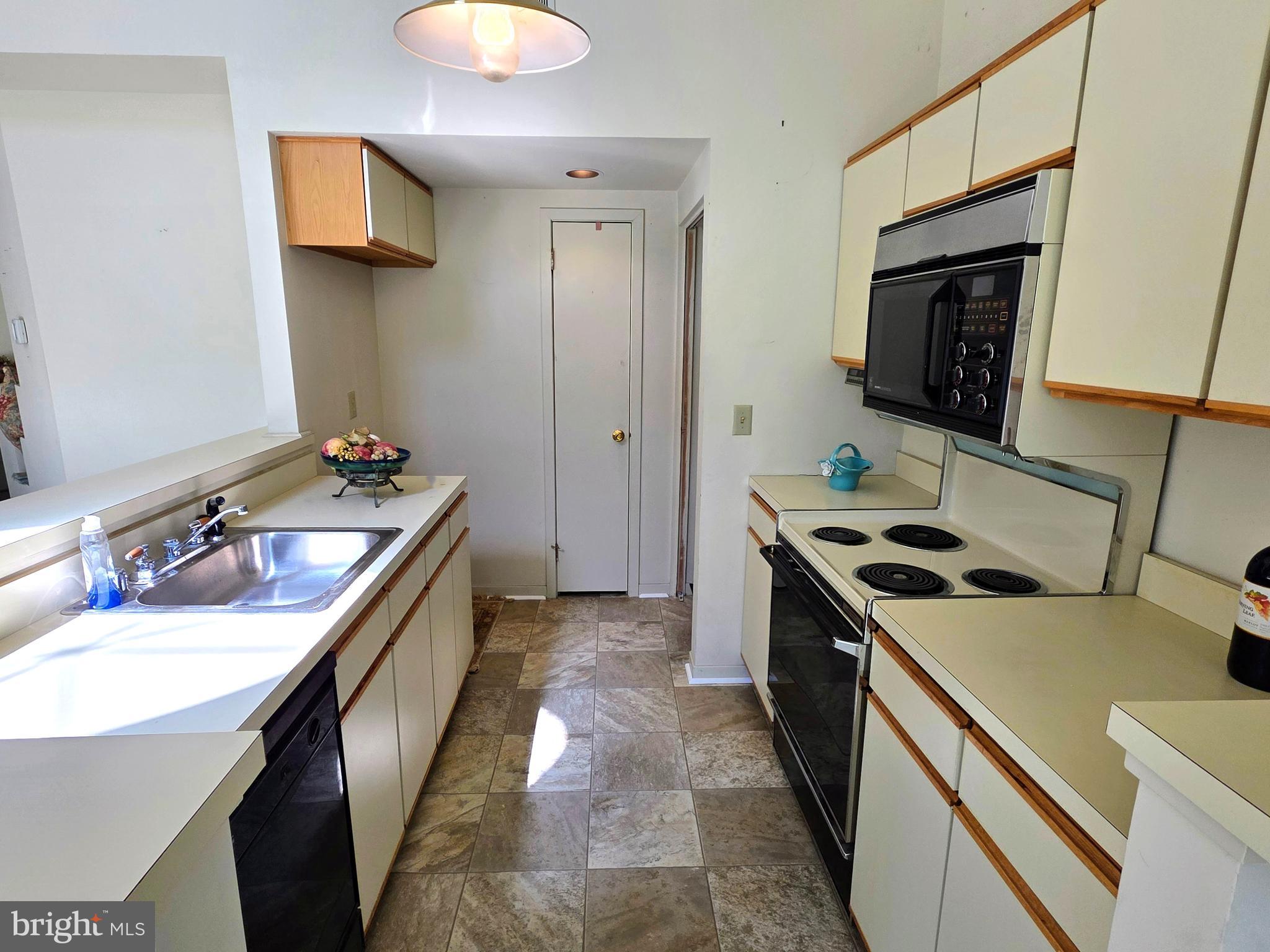 CANVASBACK COVE - Residential