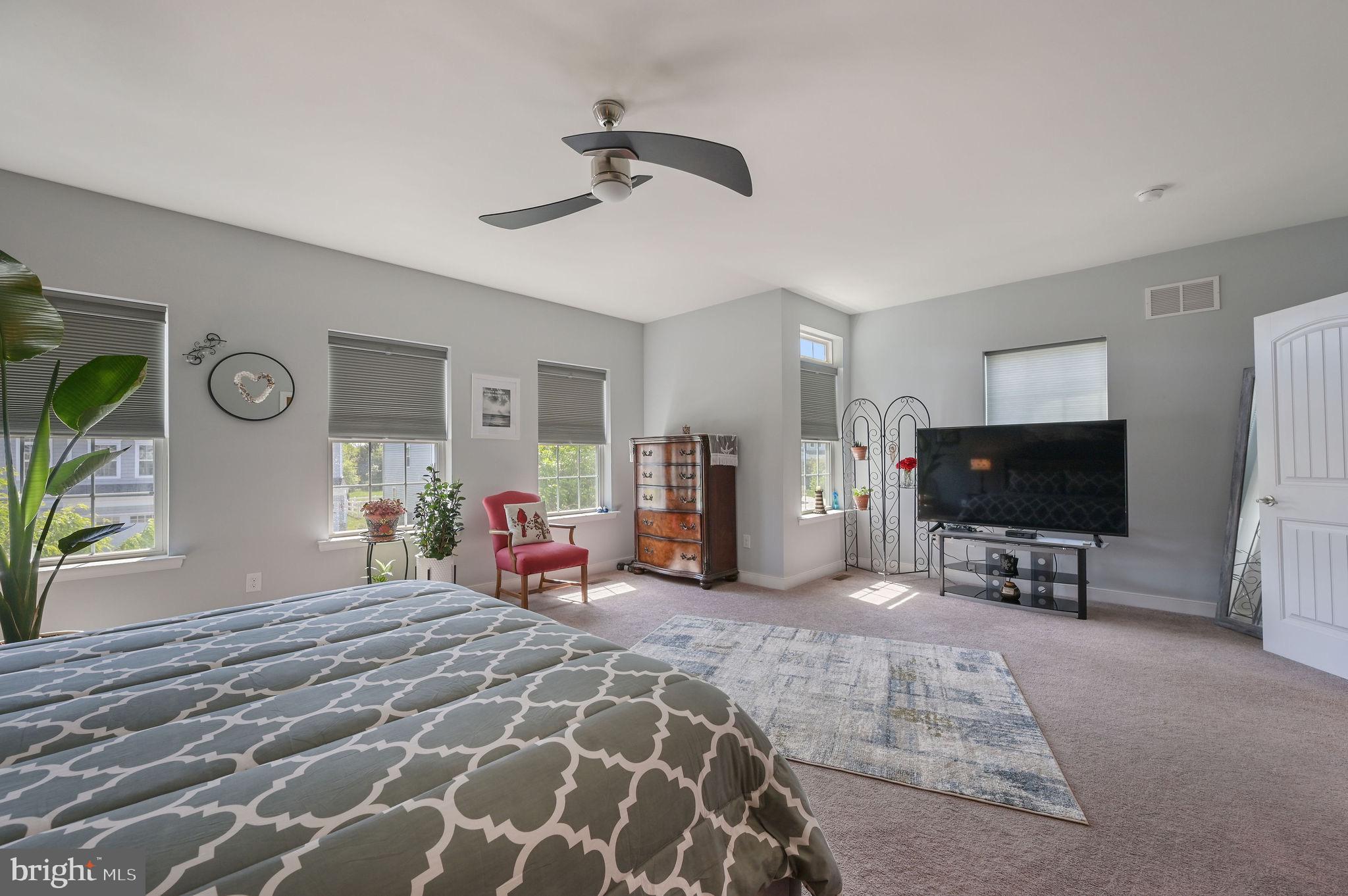 SPRING OAKS - Residential