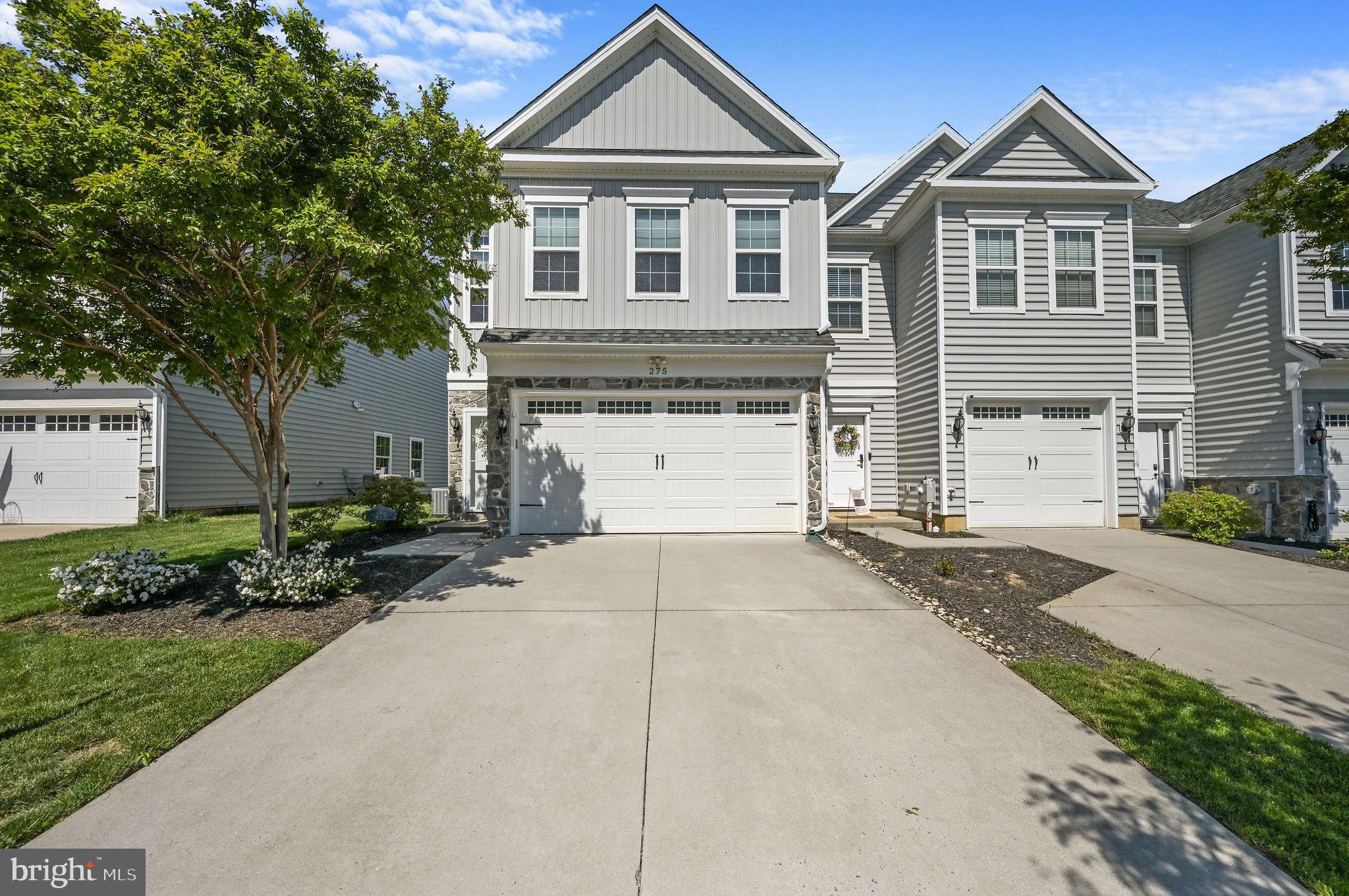 SPRING OAKS - Residential