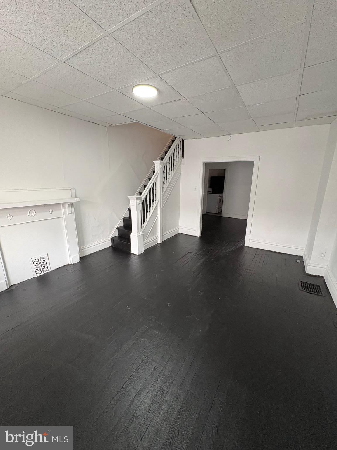 537 S 15TH STREET
