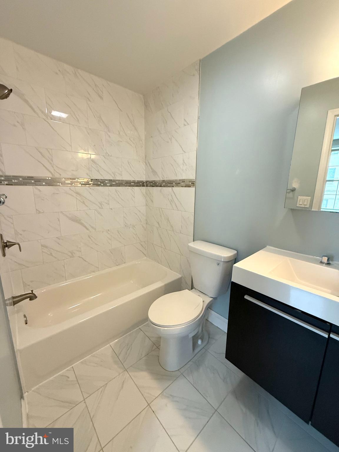 PASSYUNK SQUARE - Residential