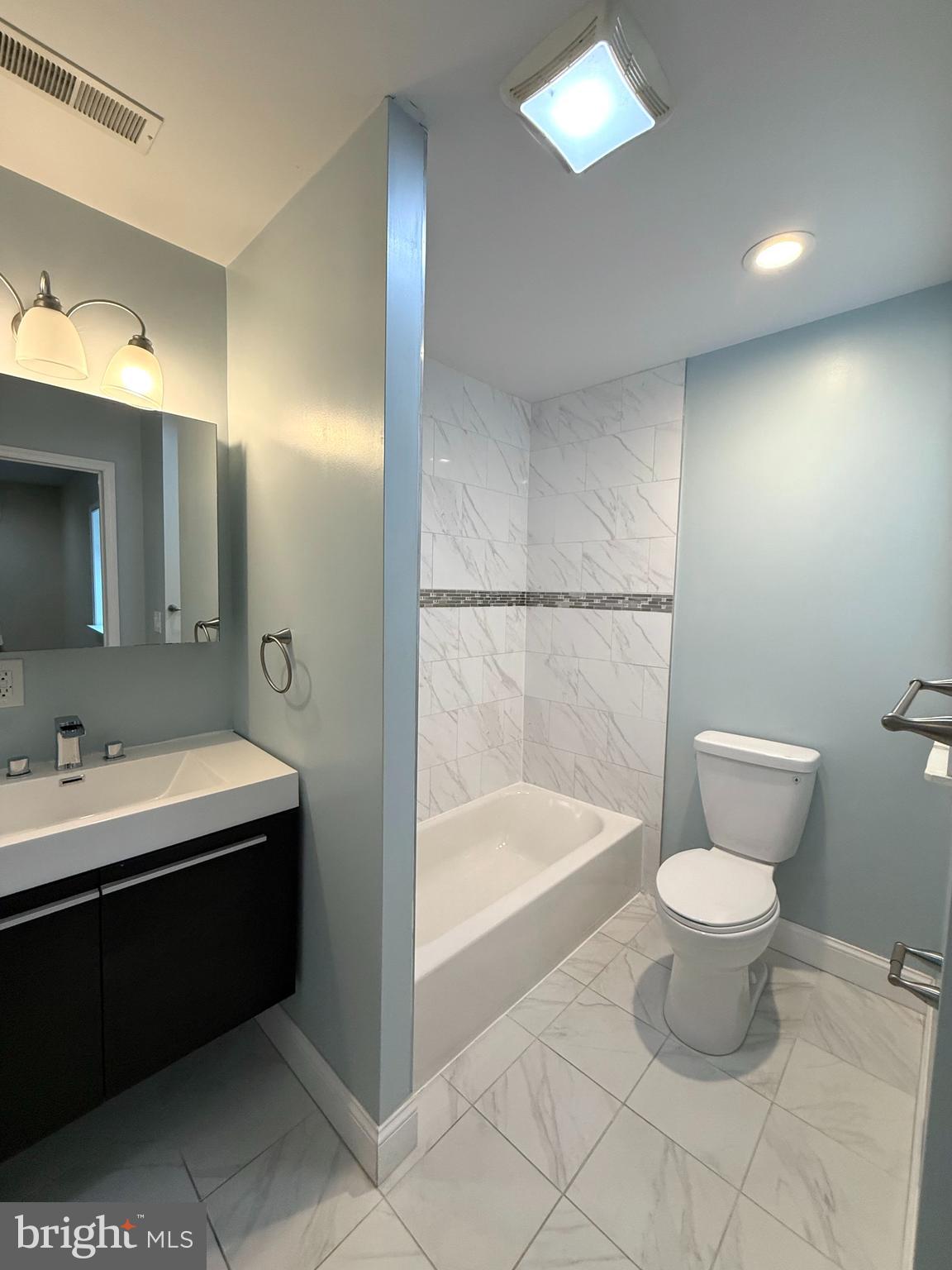 PASSYUNK SQUARE - Residential