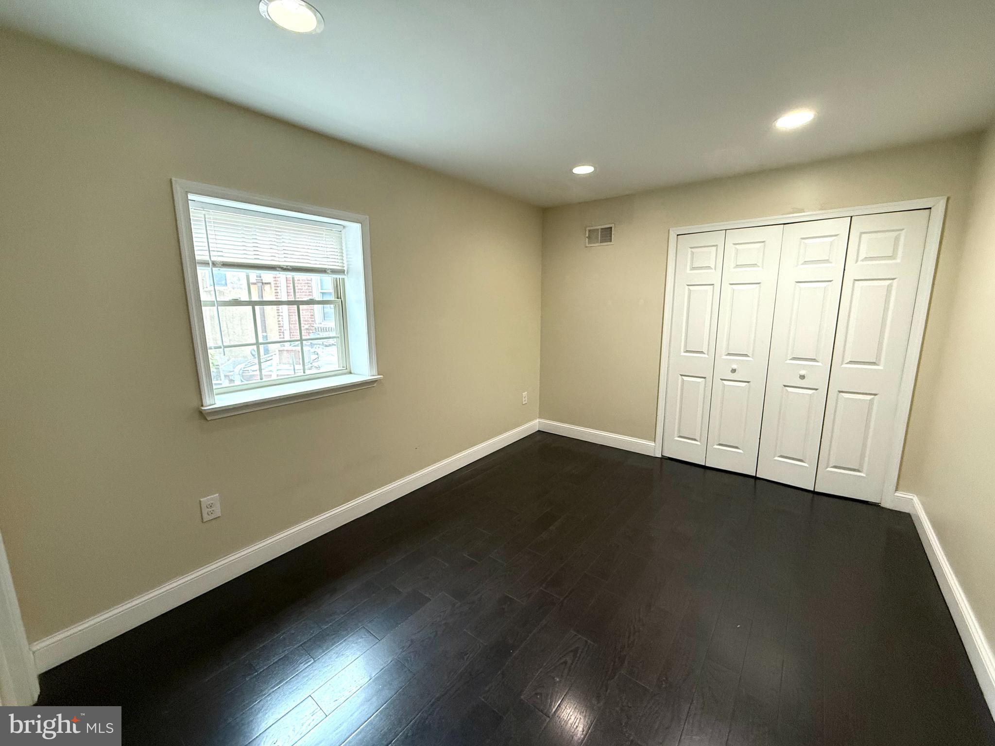 PASSYUNK SQUARE - Residential