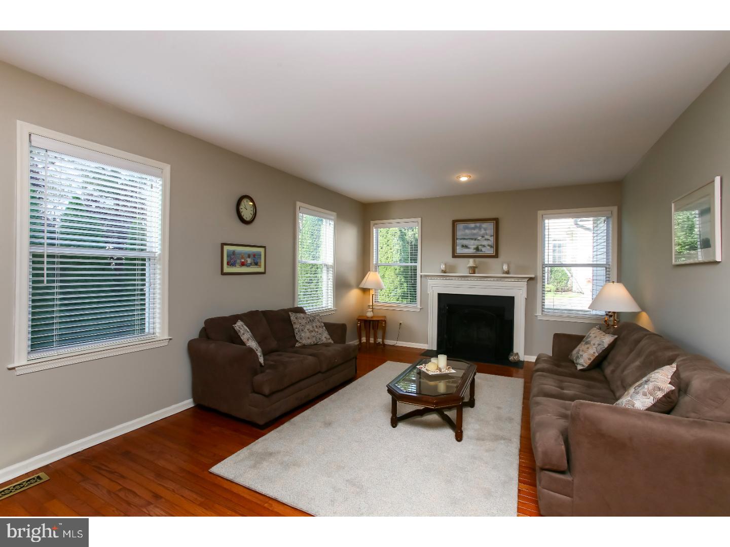 SCOTS GLEN - Residential