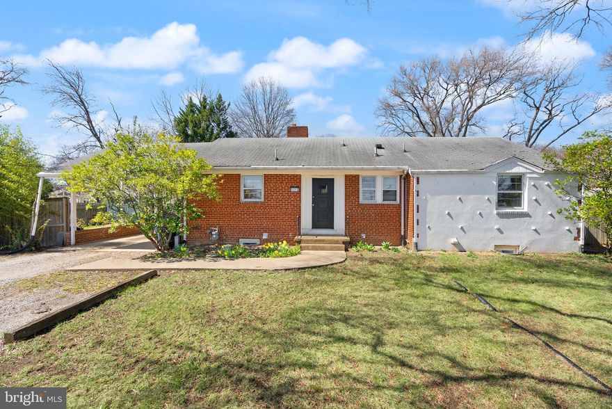 ***Offer Deadline 12 pm, Monday, March 31, 2025***Calling all investors and DIY enthusiasts! This spacious ranch-style home, situated on a generous .34 acre lot just outside of the Rose Hill Community, presents a fantastic opportunity to create your dream investment or family home. Featuring 3 bedrooms and 3 full bathrooms, this property offers ample living space and the convenience of one-level living.   
Key highlights include:
Spacious Ranch Layout: Enjoy the ease of single-level living with a comfortable floor plan that provides room for everyone.
Full Basement with Kitchenette: The expansive full basement offers incredible potential for additional living space, a rental unit, or a recreation area. The included kitchenette adds even more versatility.
3 Bedrooms, 3 Full Baths: A solid foundation with the essential features for comfortable living.
.34 Acre Lot: A large lot provides plenty of outdoor space for gardening, entertaining, or future expansion.
Tons of Potential: This property is a blank canvas, ready for your creative vision and personal touches. Bring your renovation ideas and transform this diamond in the rough into a stunning masterpiece.
Investor Opportunity: This home offers significant upside potential for resale or rental income after renovations.
Please note: This property requires updates and is being sold "as-is", and the fireplace is nonfunctional. This is a fantastic opportunity for those with the skills and vision to maximize its potential.
Don't miss out on this incredible investment opportunity! Schedule your showing today and unlock the hidden potential of this spacious ranch style home.